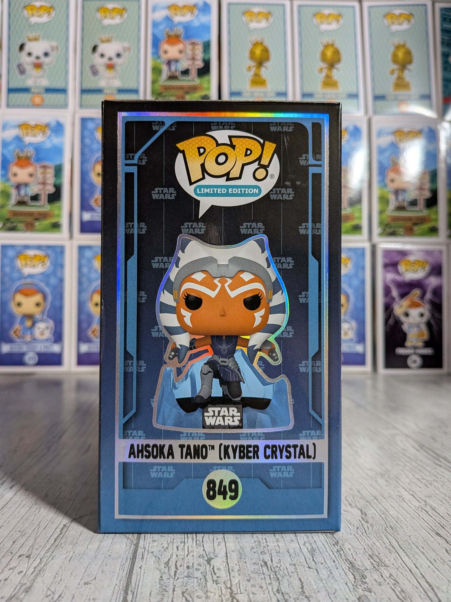 Funko Pop! Star Wars #849 - Ahsoka Tano (Kyber Crystal) (SC2026/9500PCS)