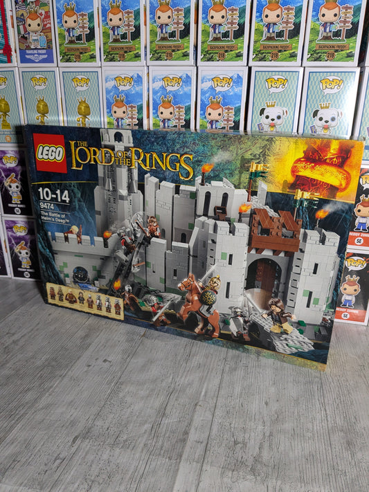 LEGO The Lord of the Rings #9474 - The Battle of Helm's Deep (Damaged Box)