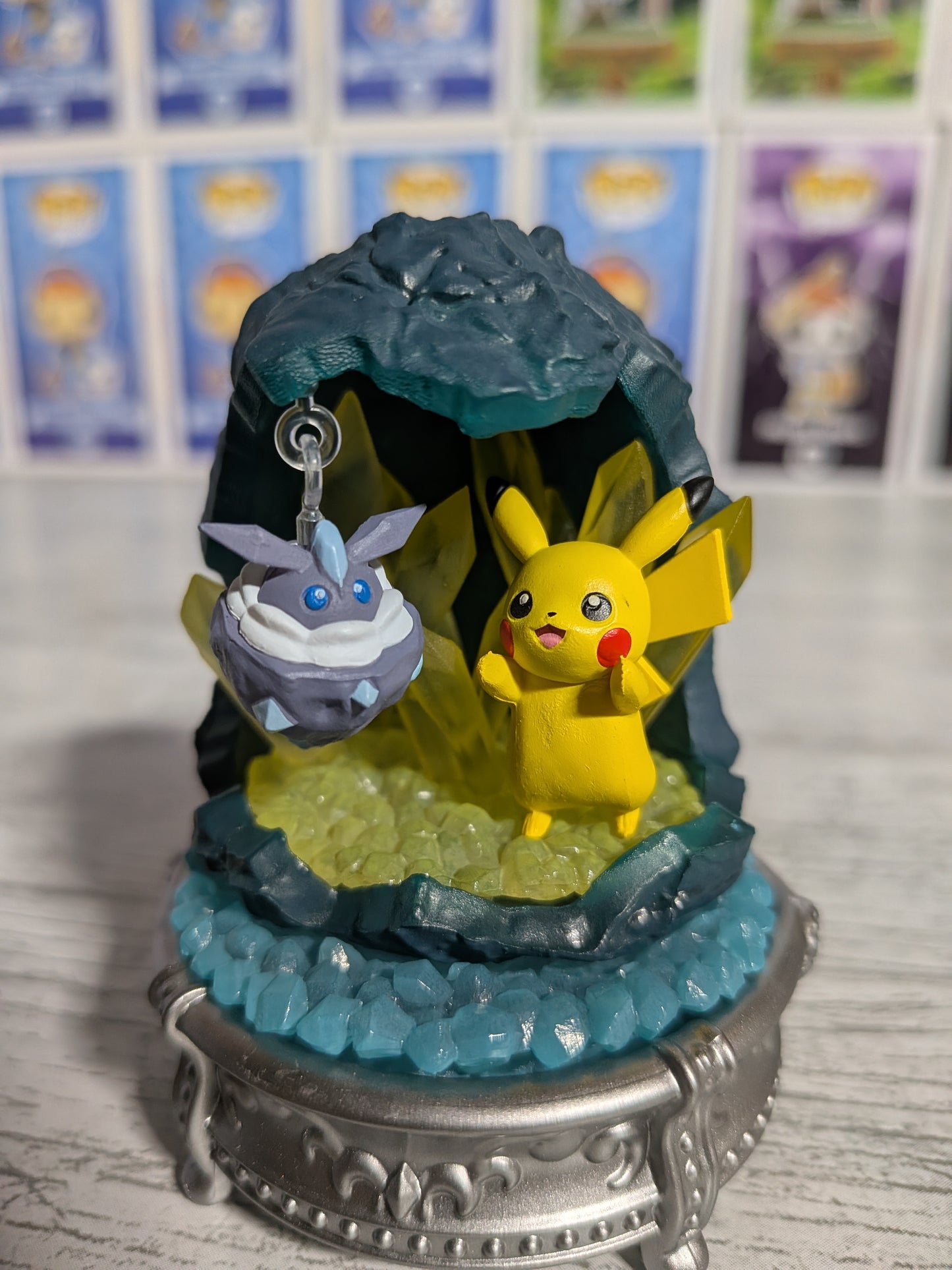 Re-Ment Pokémon - Pikachu & Strassie / Carbink - Gemstone Shining Miracle