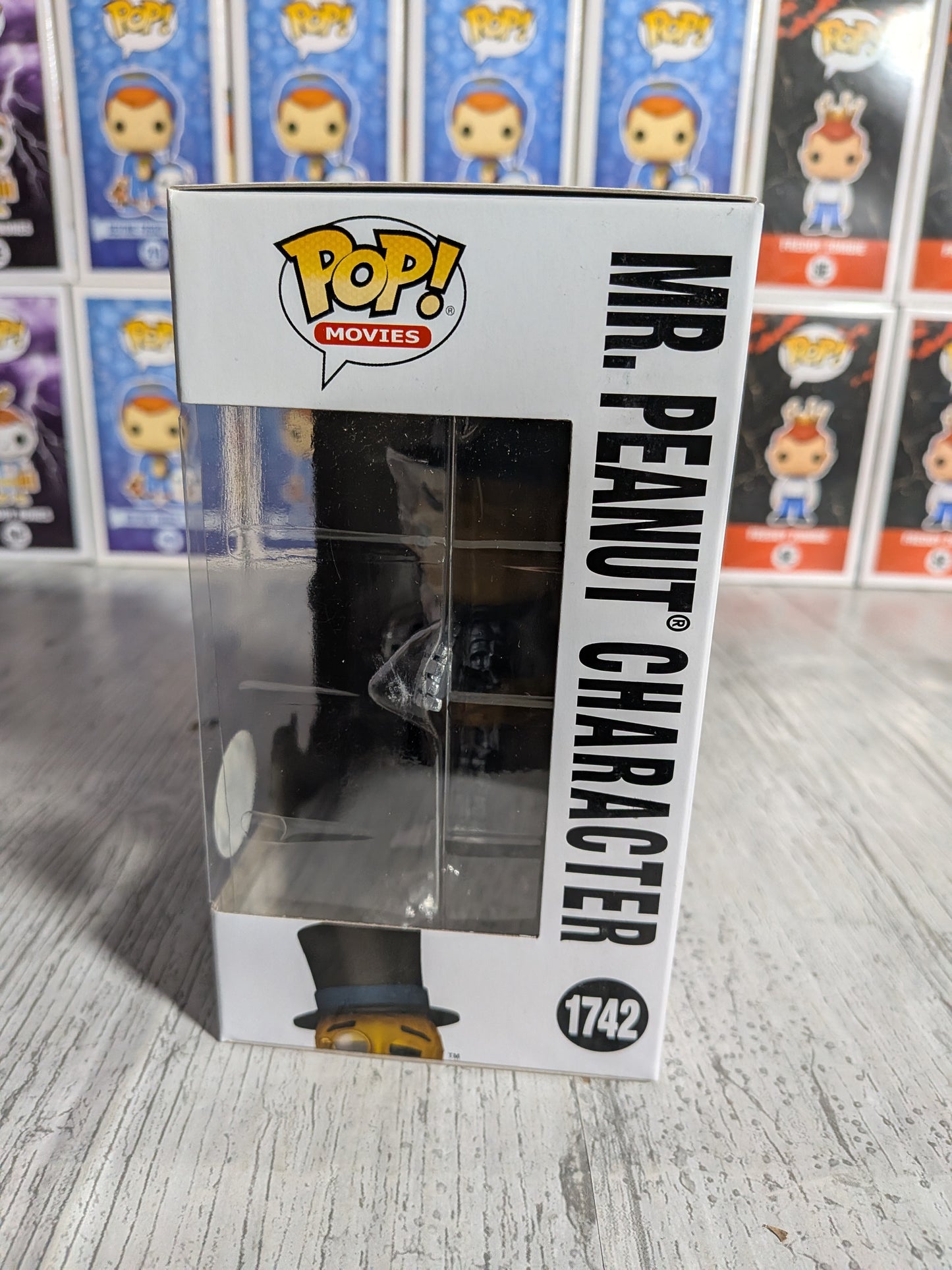 Funko Pop The Electric State #1742 – Mr. Peanut Figur