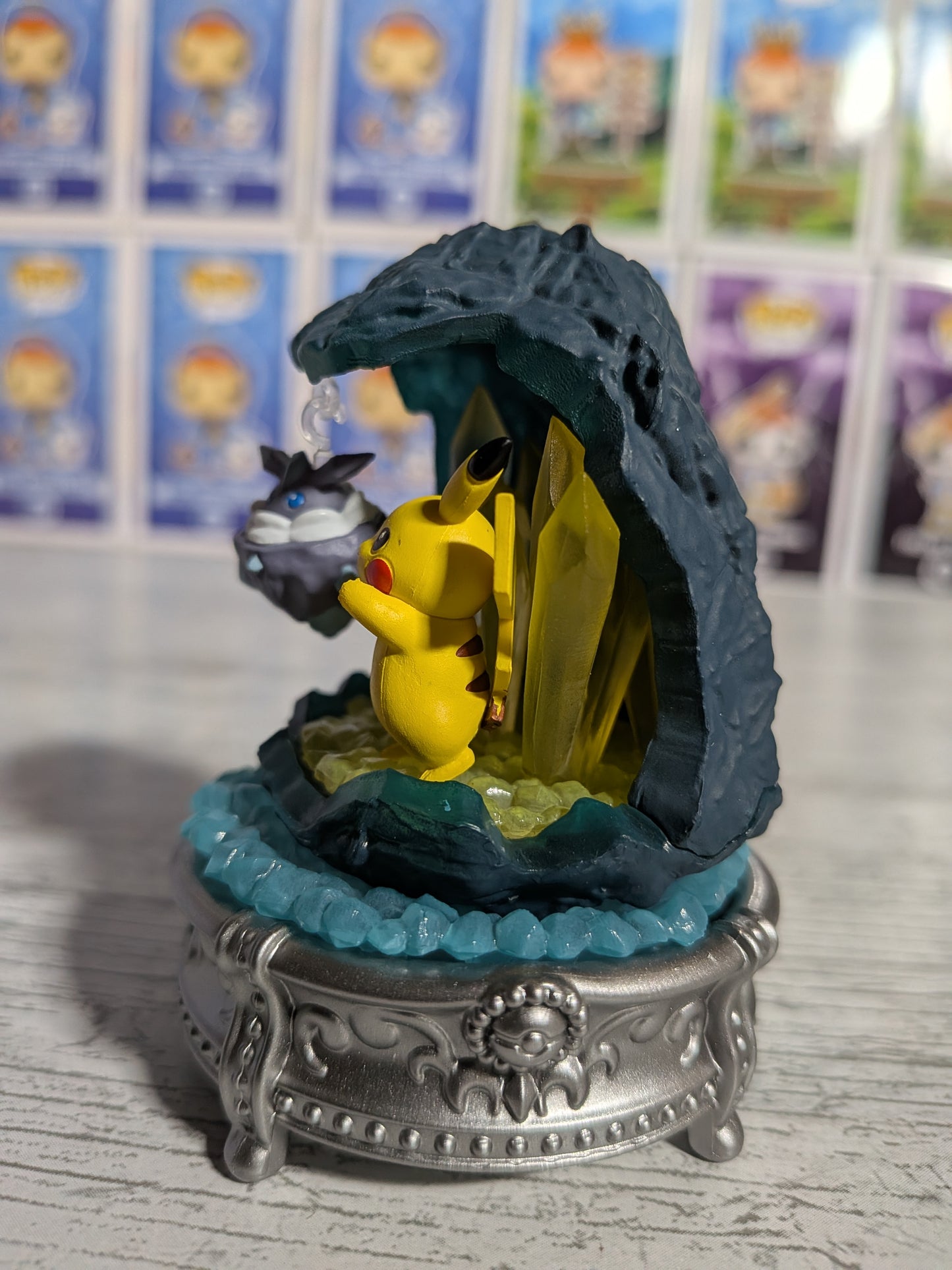 Re-Ment Pokémon - Pikachu & Strassie / Carbink - Gemstone Shining Miracle