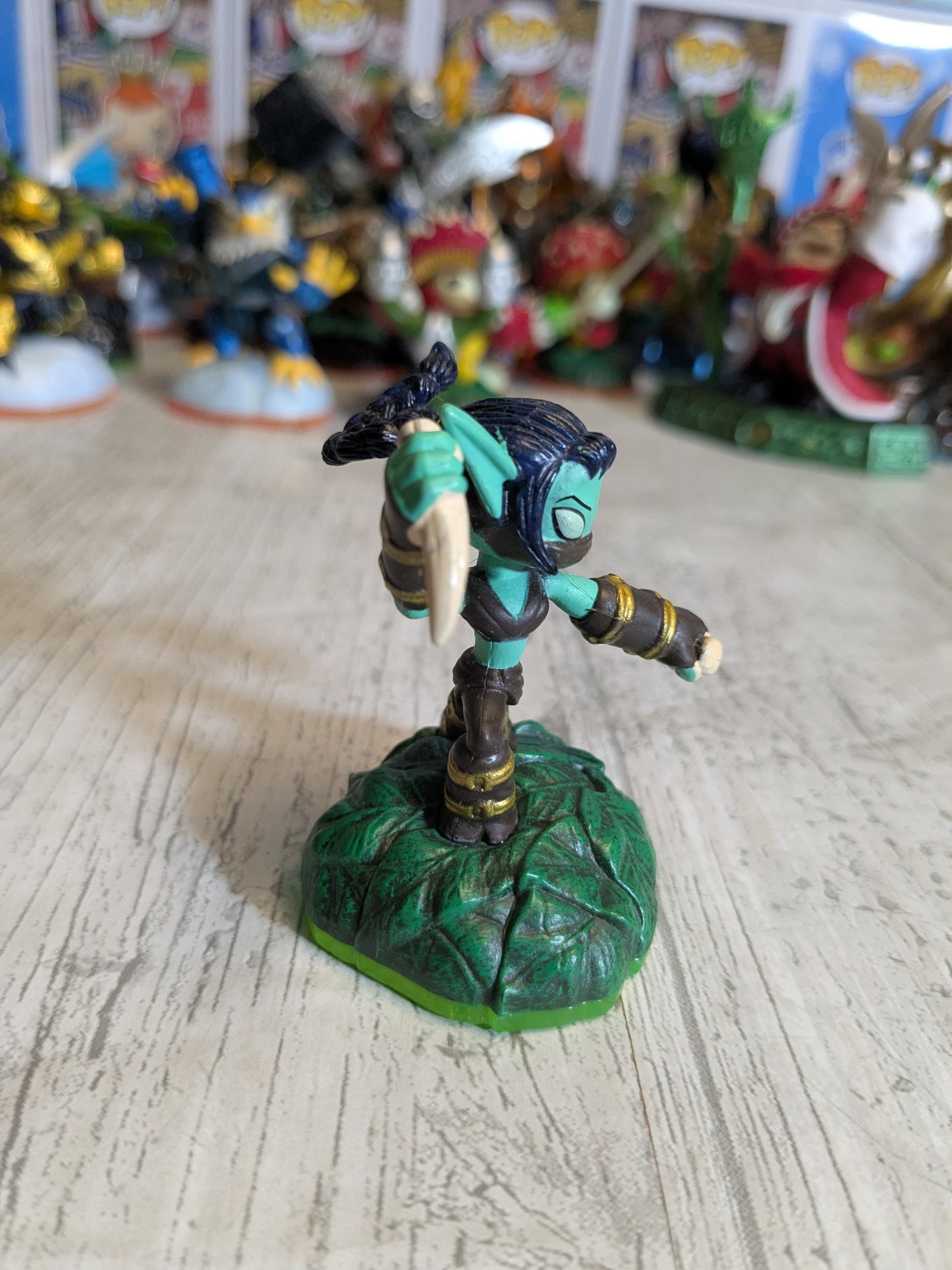 Skylanders : Stealth Elf