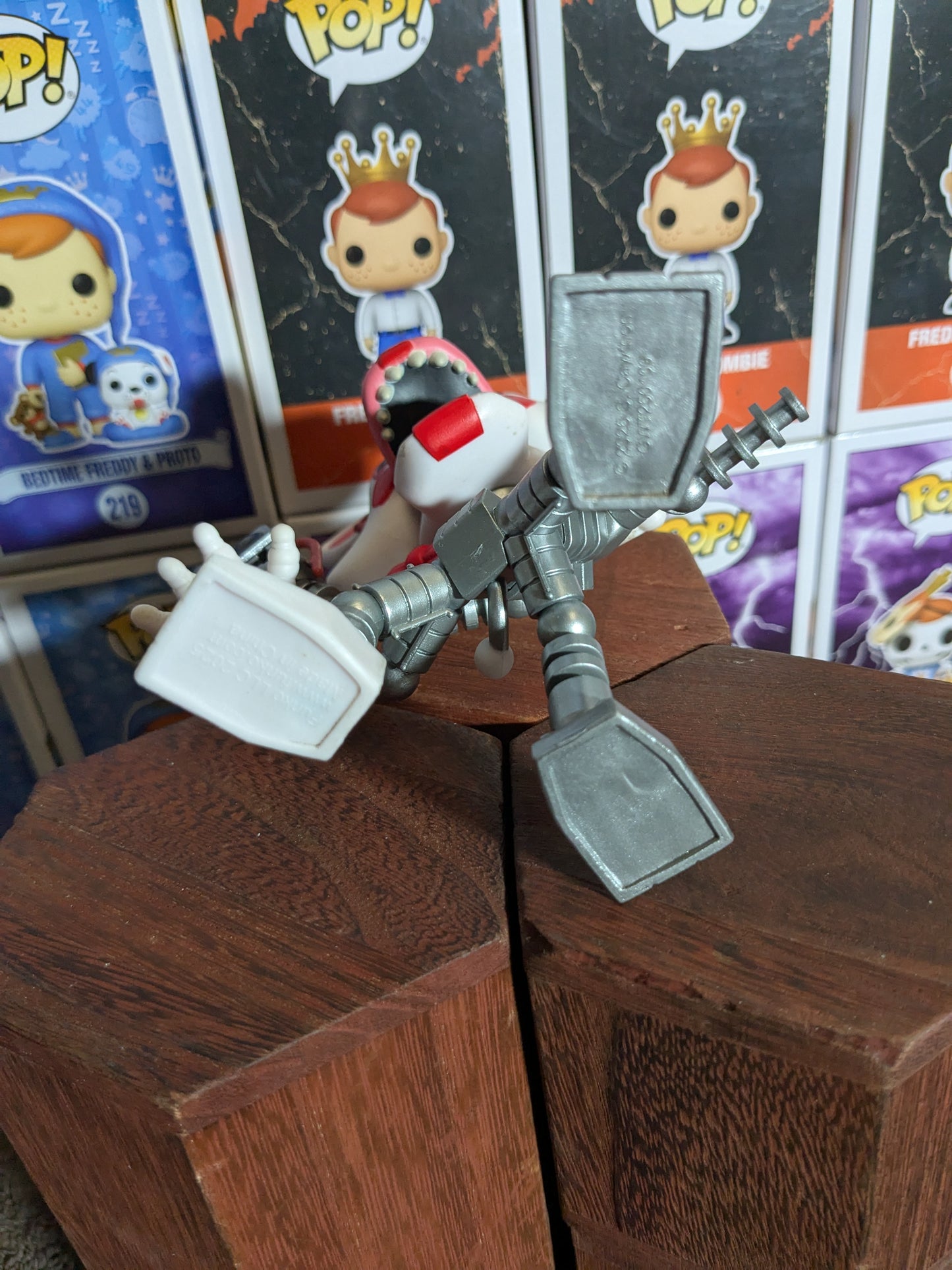 Funko pop 1087 : Mangle (Opened / Damaged Box)