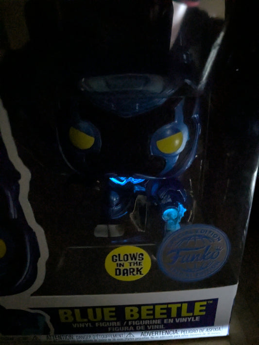 Funko pop 1406 : Blue Beetle (Glow)
