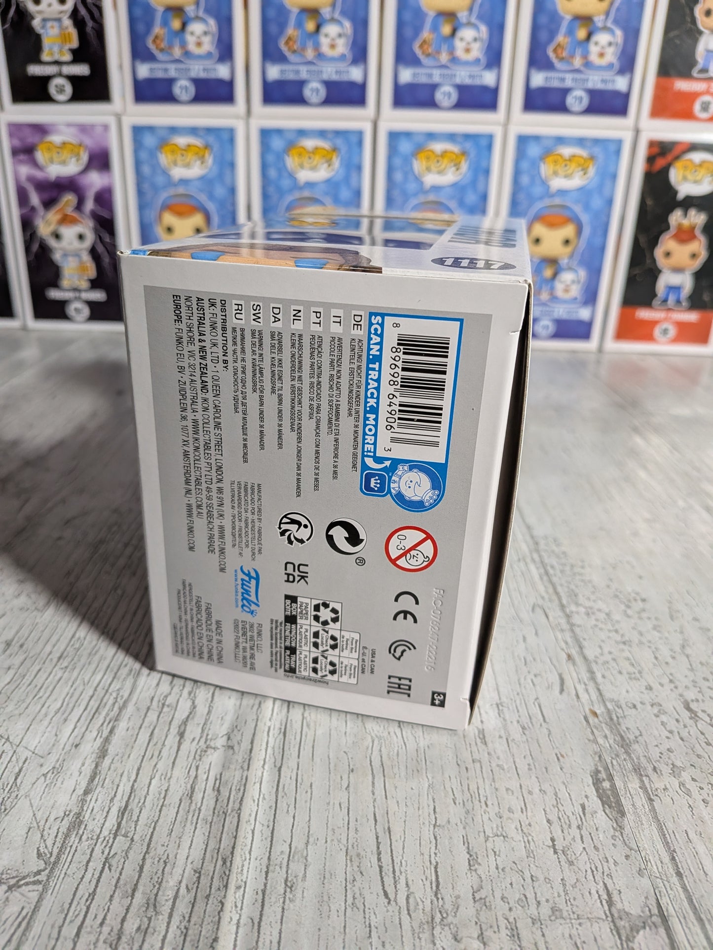 Funko Pop Marvel Studios Avengers Endgame #1117 – Thor (CCE/Glow/Geöffnet/Beschädigter Kunststoff)