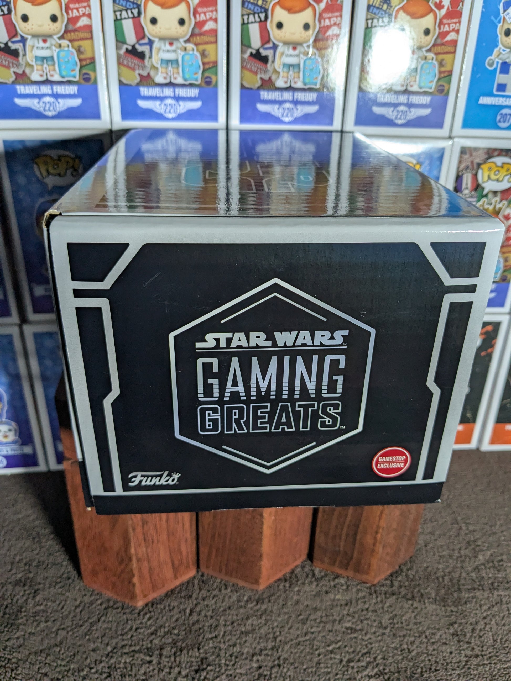 Funko pop : Star Wars Knight of the Old Republic Collector Box (GameStop/Opened Box) - CapyToys