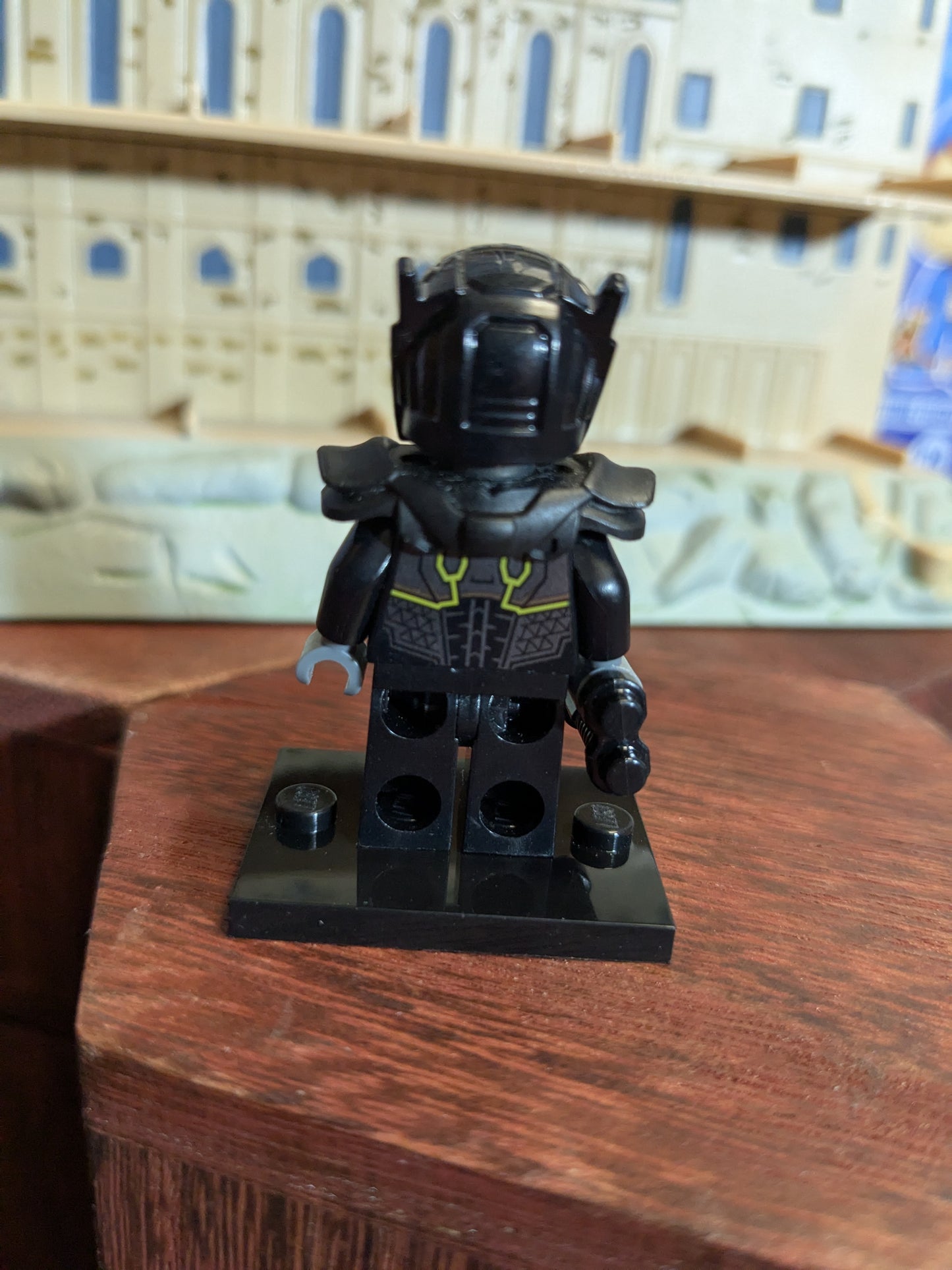 Lego Minifigures : Galactic Bounty Hunter
