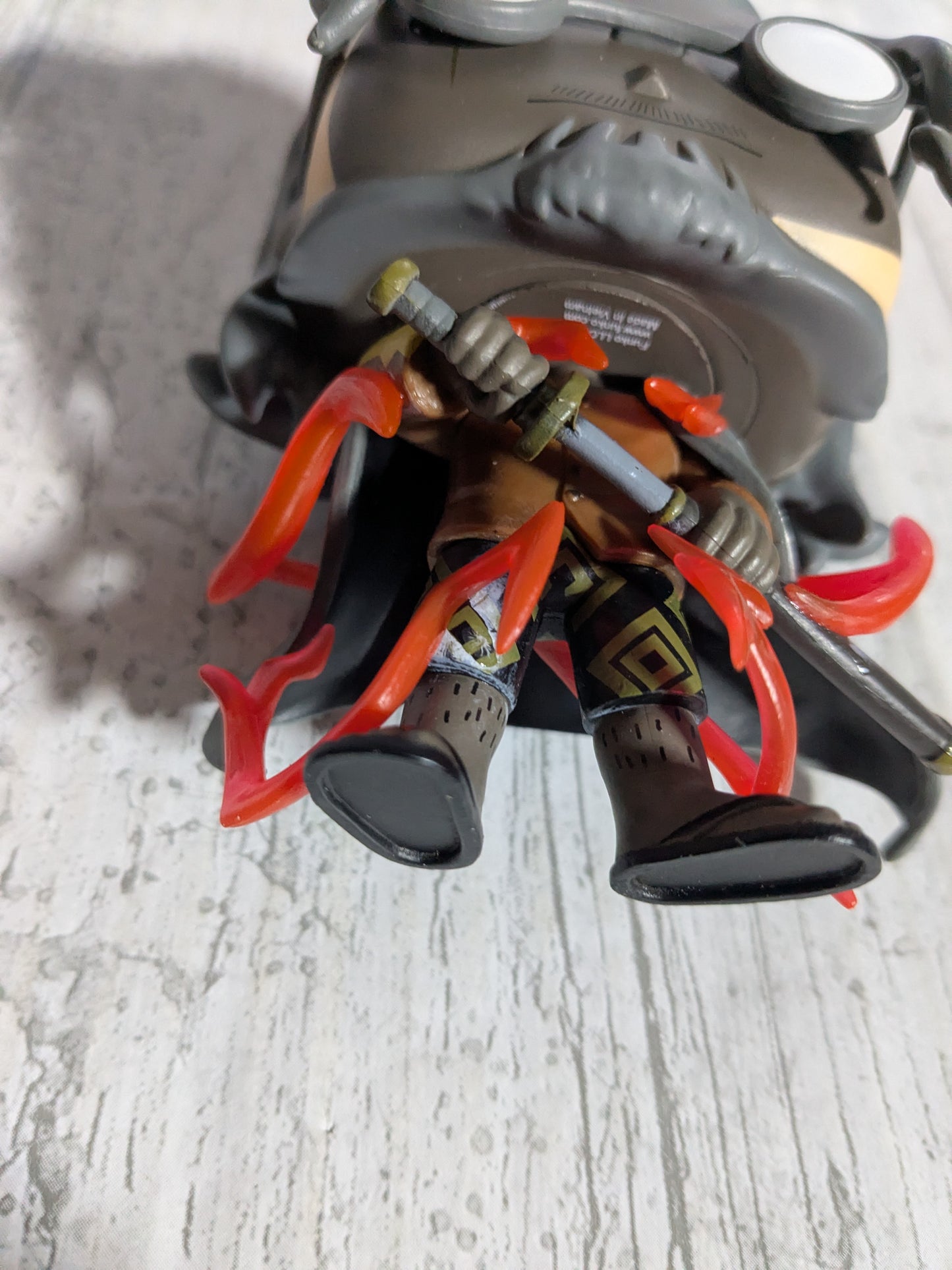 Funko pop One Piece #2150 - Silvers Rayleigh (Chase/Opened/Damaged Box)