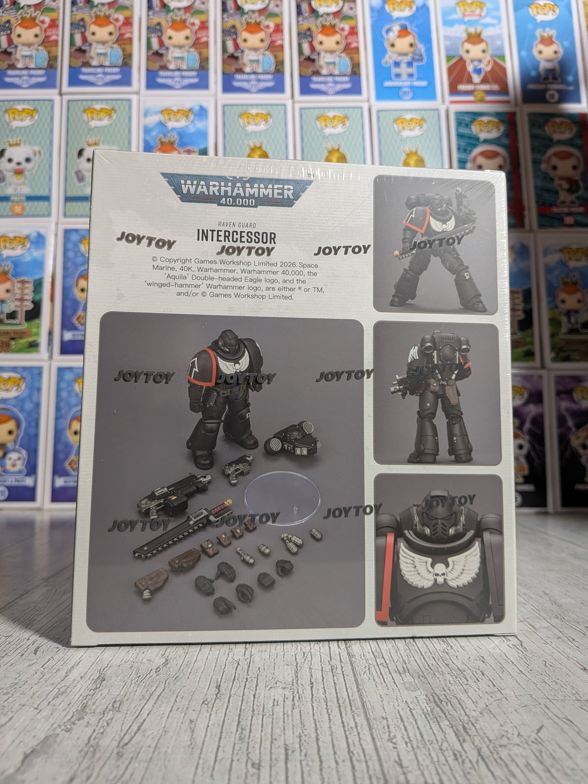 JoyToy Warhammer 40k - Space Marines Raven Guard Intercessor (12.3cm)