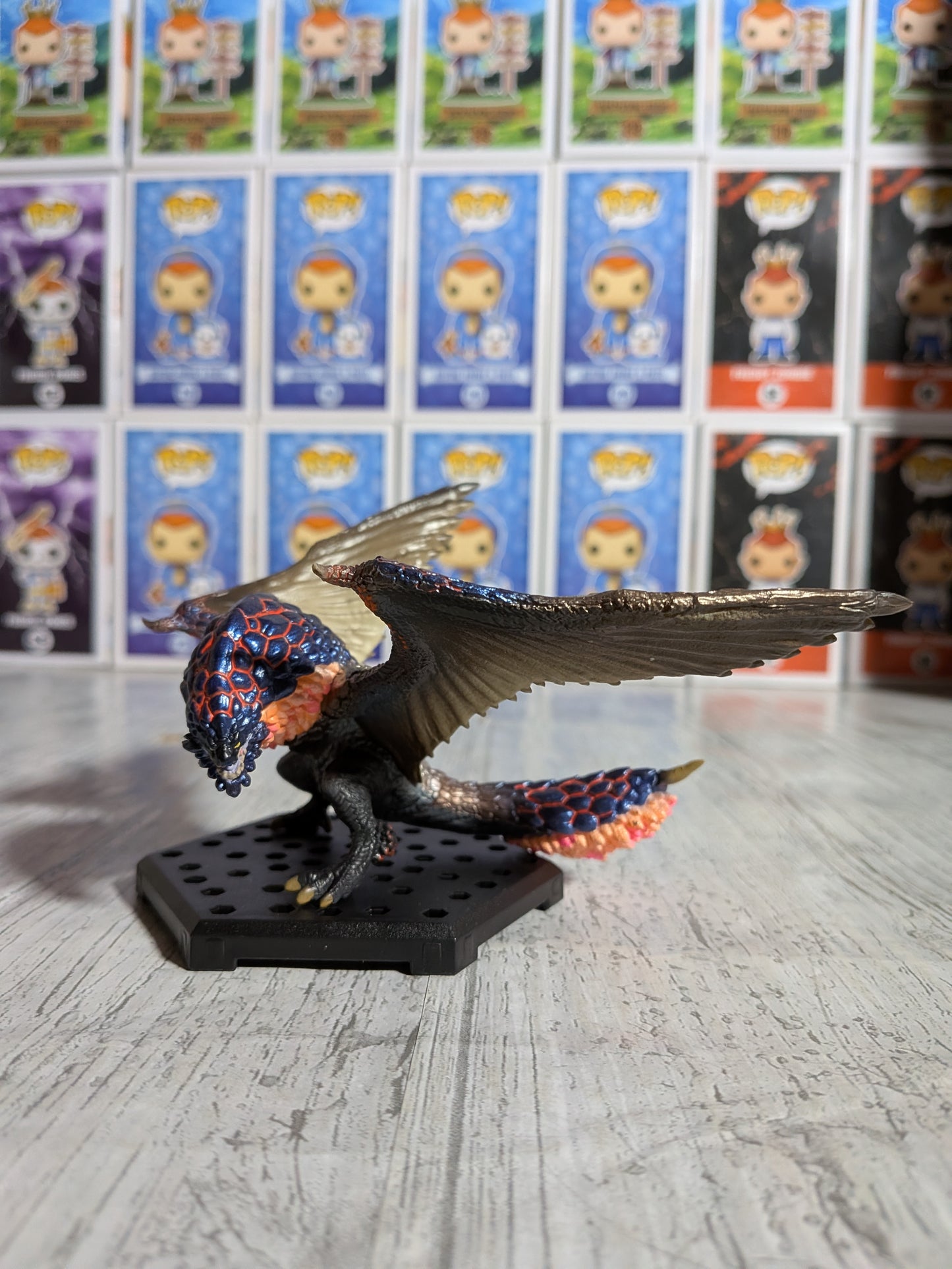Capcom Figure Builder - CFB Vol. 26 - Monster Hunter Rise Sunbreak - Boiling Crimson Bazelgeuse - env. 10cm
