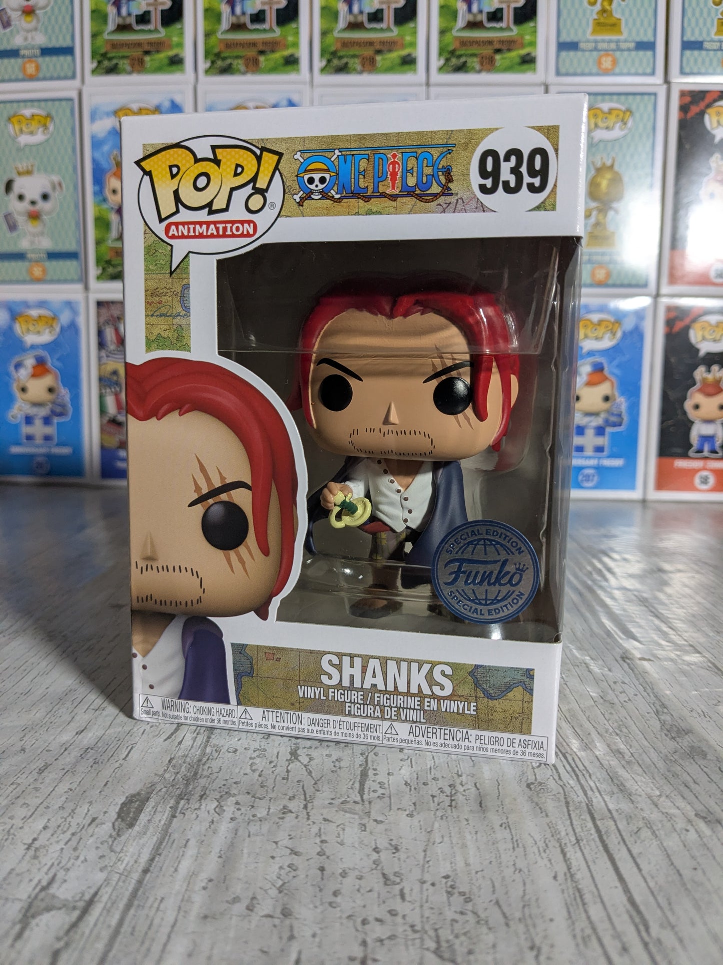 Funko pop 939 : Shanks (Damaged Box)