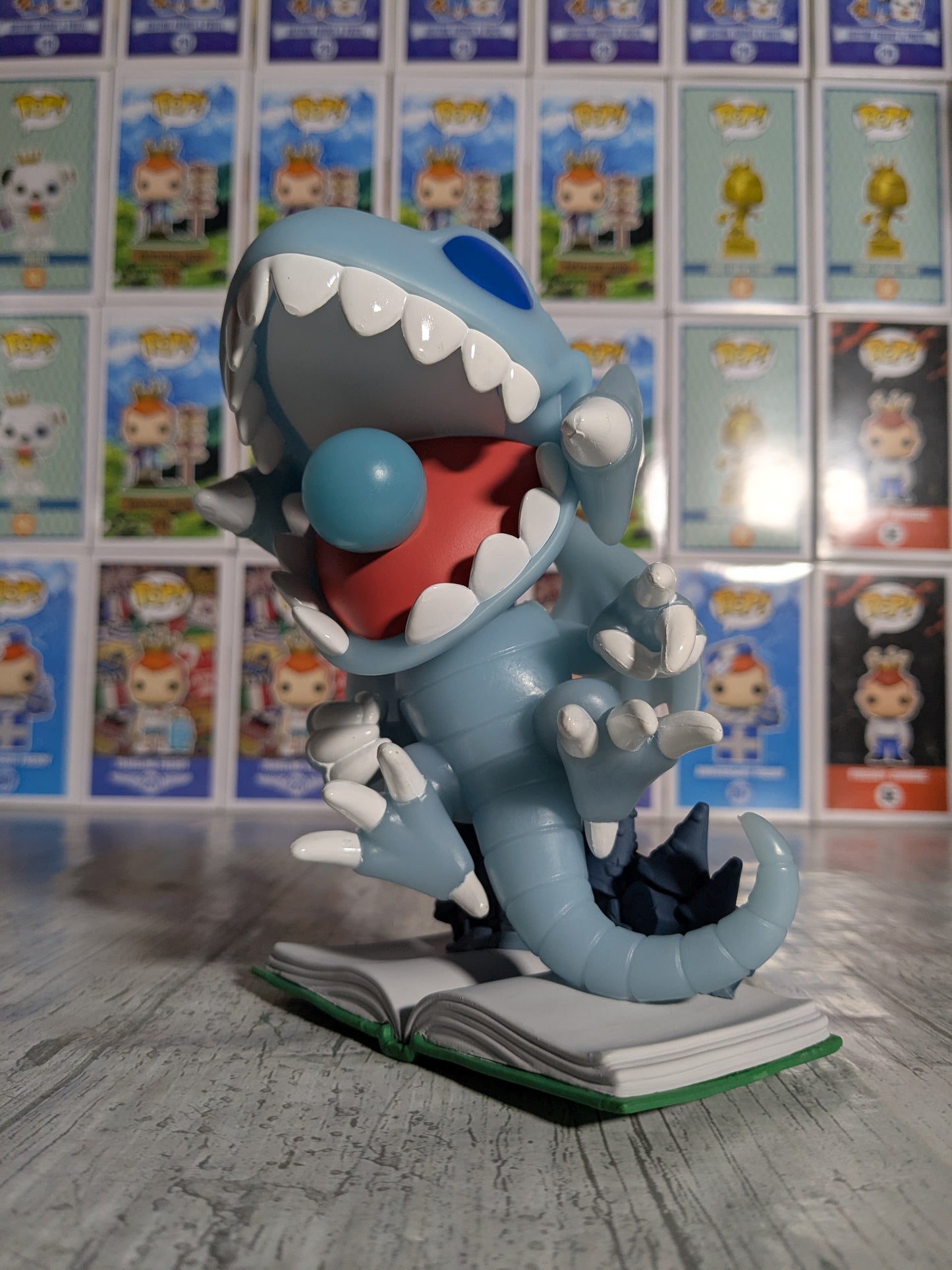 Funko pop 1478 : Blue-Eyes Toon Dragon (Glow/Damaged Box/Opened)