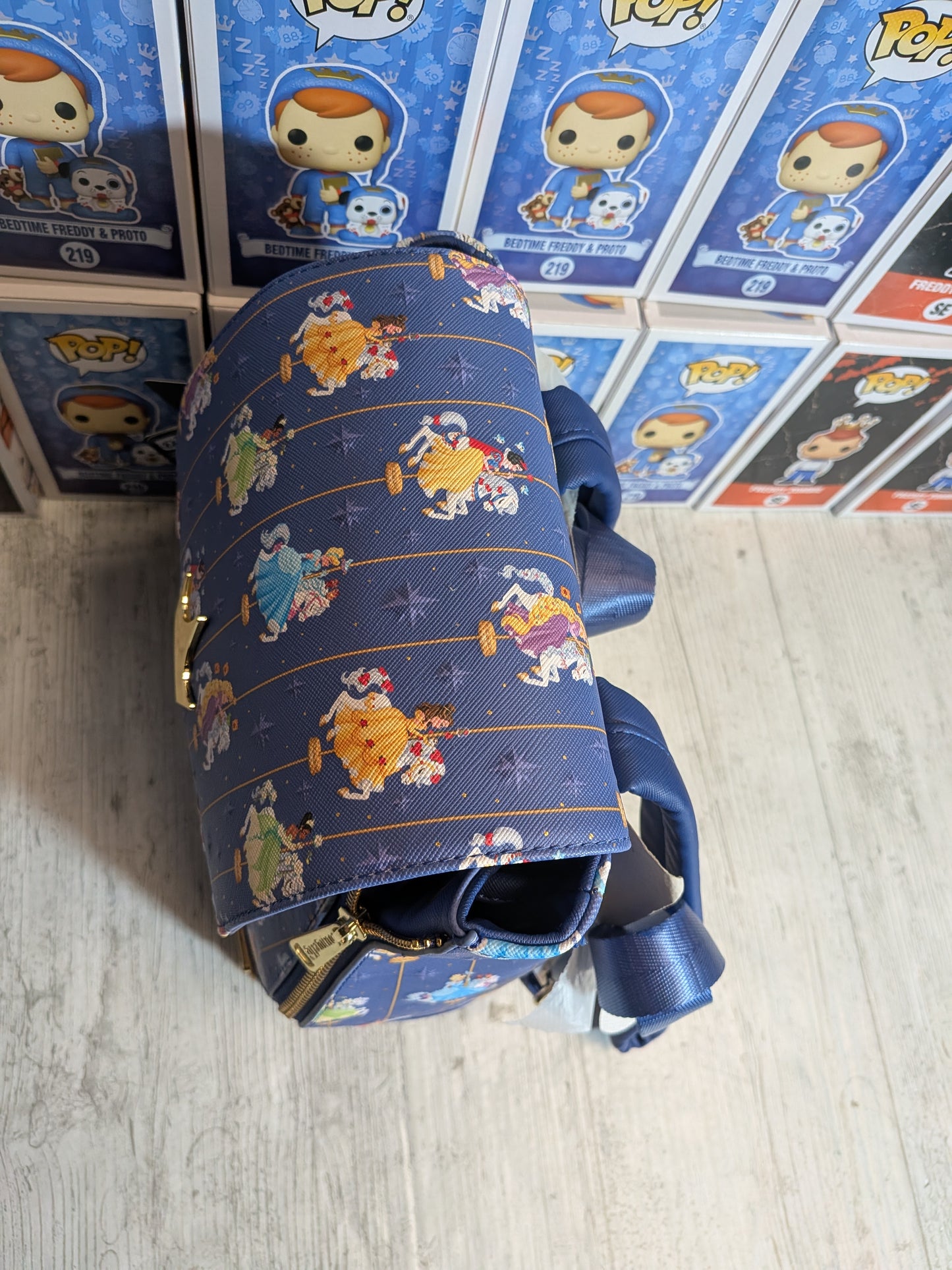 Loungefly - Disney Prinzessinnen Karussell - Mini-Rucksack