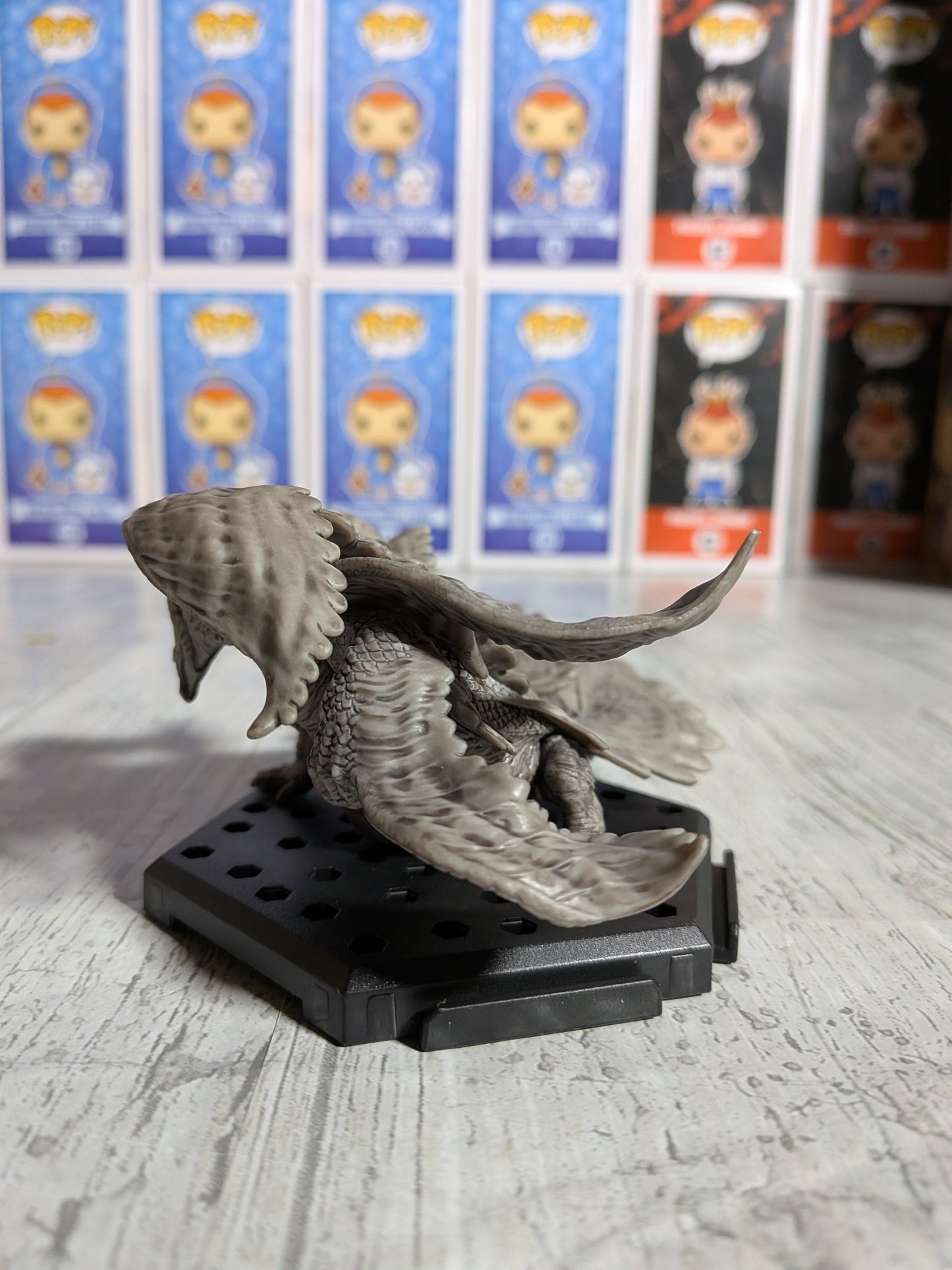 Capcom Figure Builder - CFB Vol. 28 - Monster Hunter Wilds - Uth Duna | Uzutuna (Stone Version) - env. 10cm