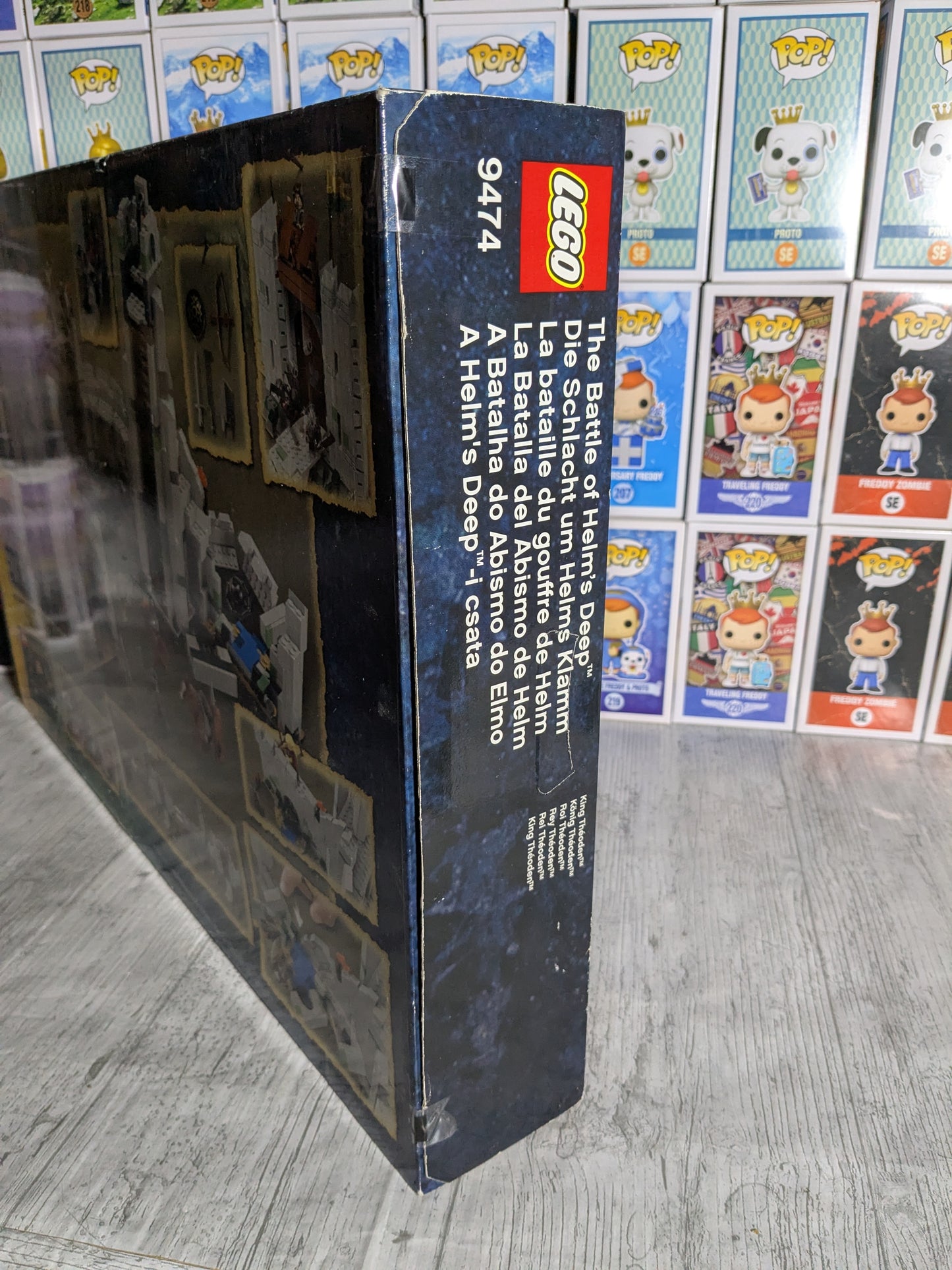 LEGO The Lord of the Rings #9474 - The Battle of Helm's Deep (Damaged Box)