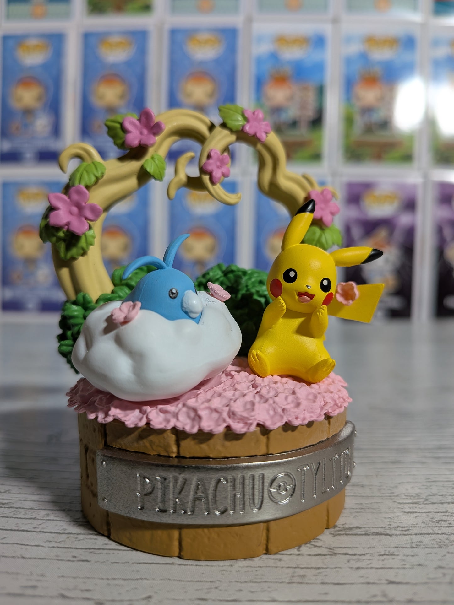 Re-Ment Pokémon - Pikachu & Tylton / Swablu - Tale of the Forest 2