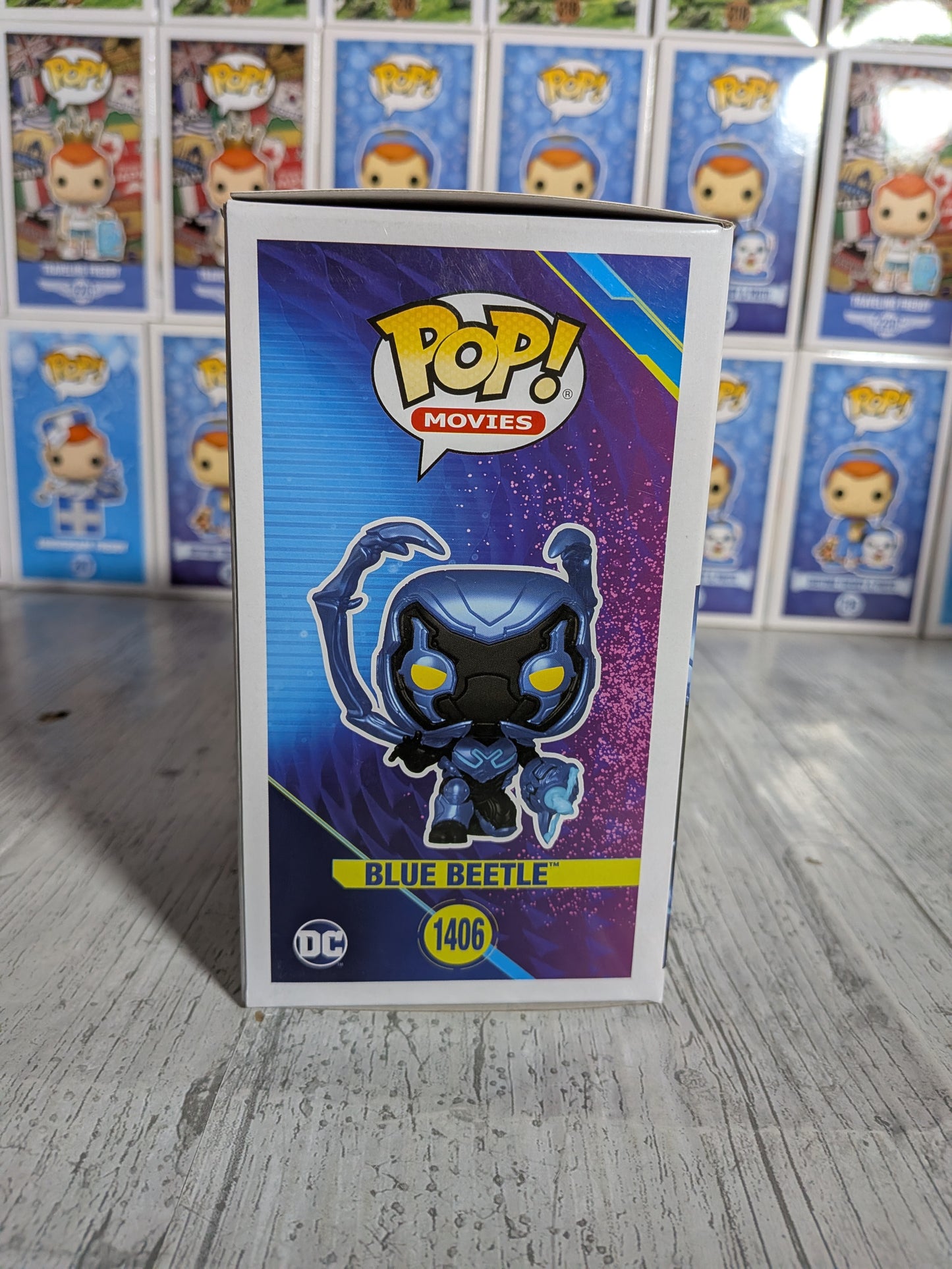 Funko Pop Heroes #1406 - Blue Beetle (Leuchtend)