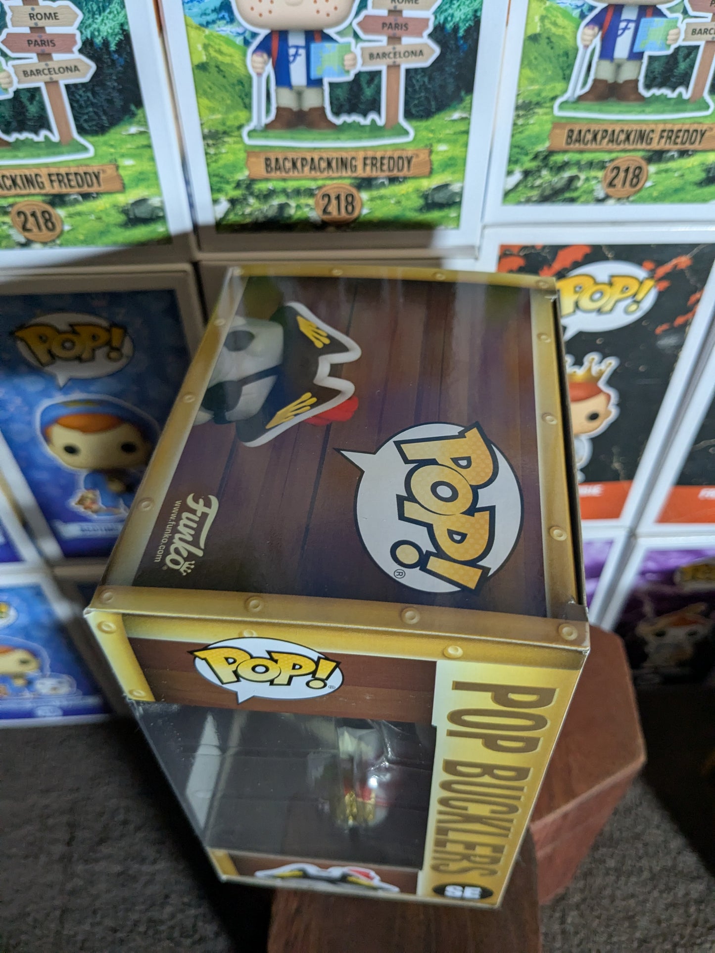 Funko pop SE : Pop Bucklers