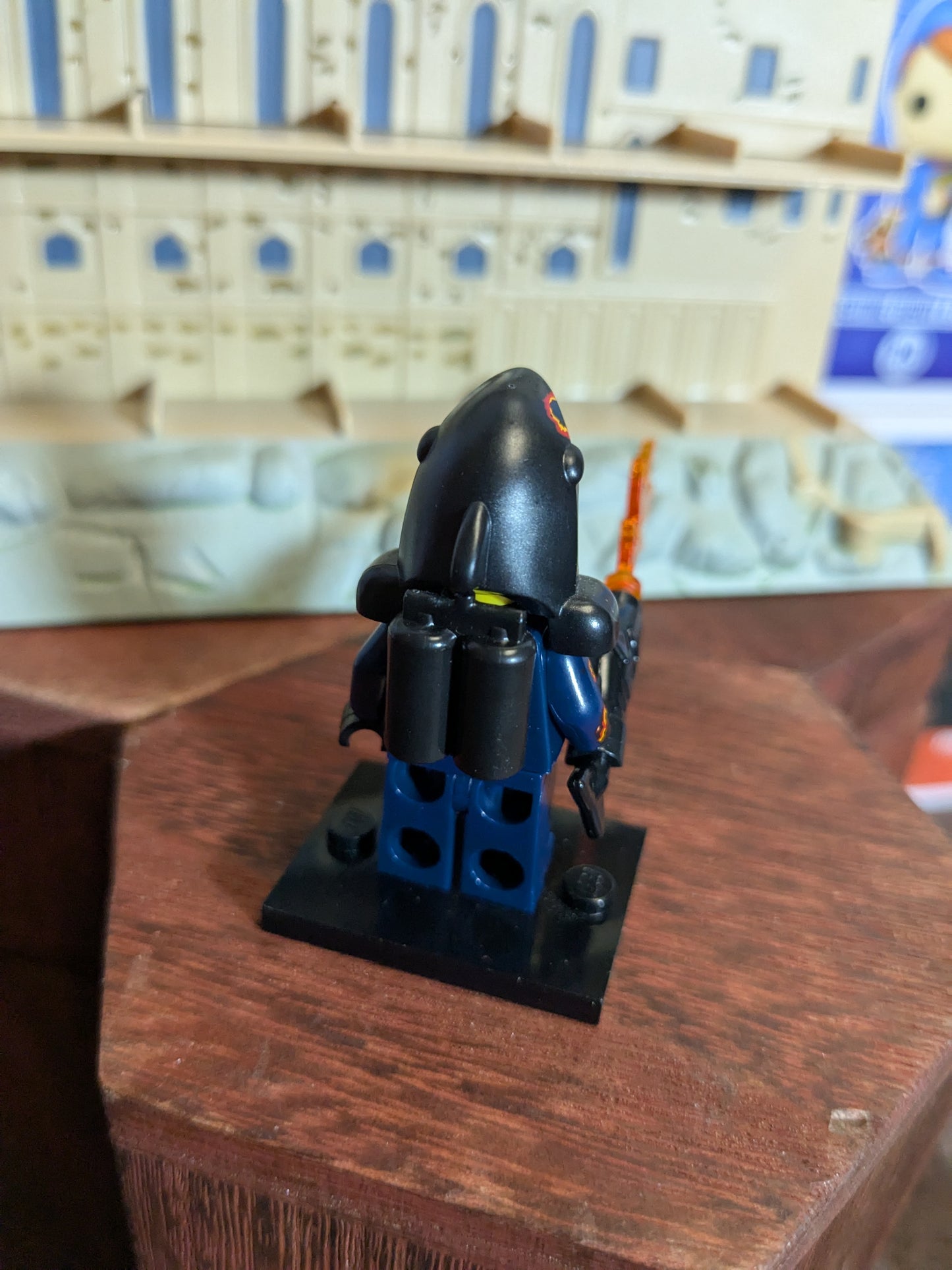 Lego Minifigures : Shark Army Great White