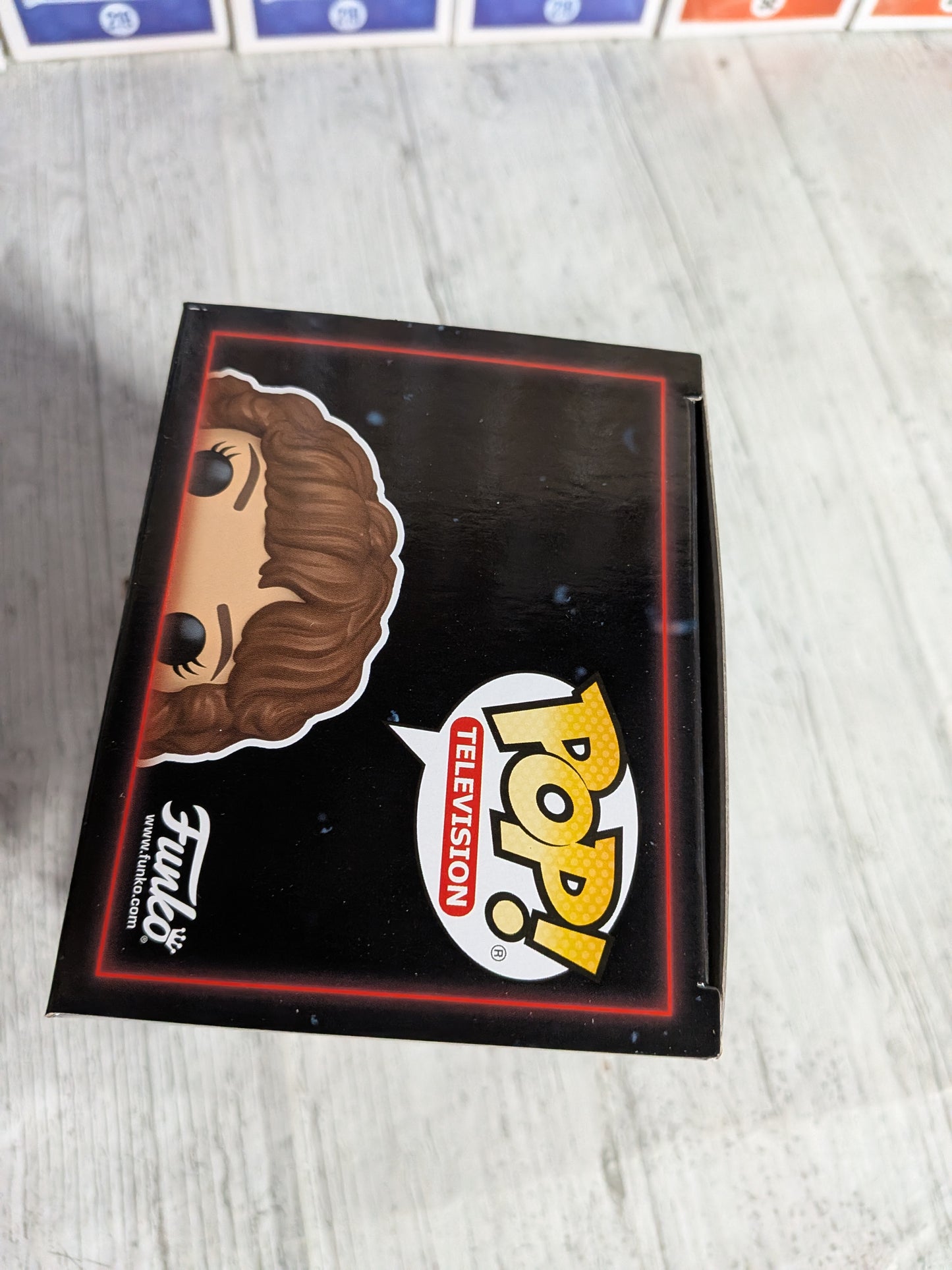 Funko Pop Stranger Things #1802 - Nancy Wheeler (mit Schrotflinte)