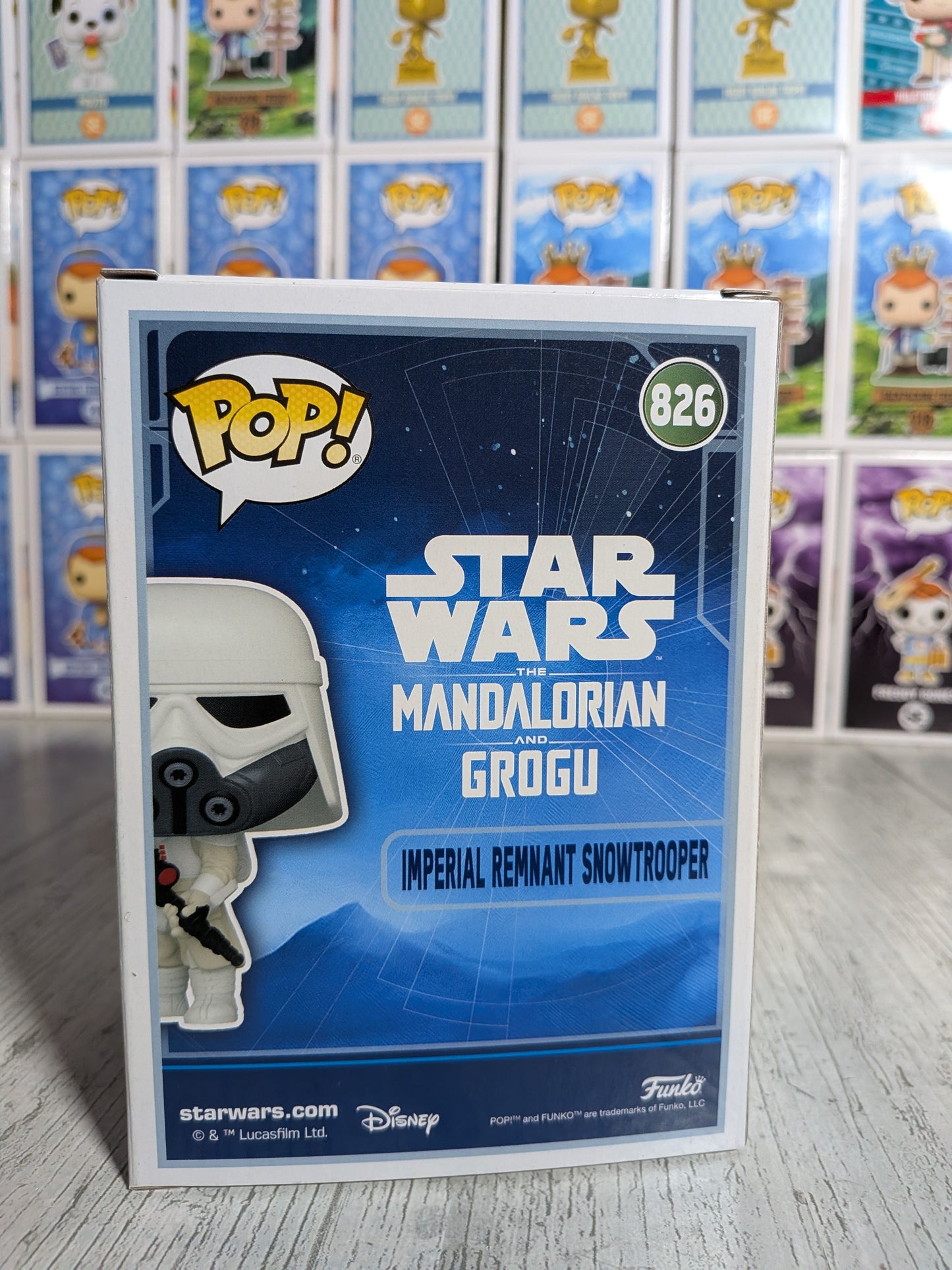Funko Pop Star Wars #826 - Snowtrooper dell'Impero in Ritiro (9500 pezzi)