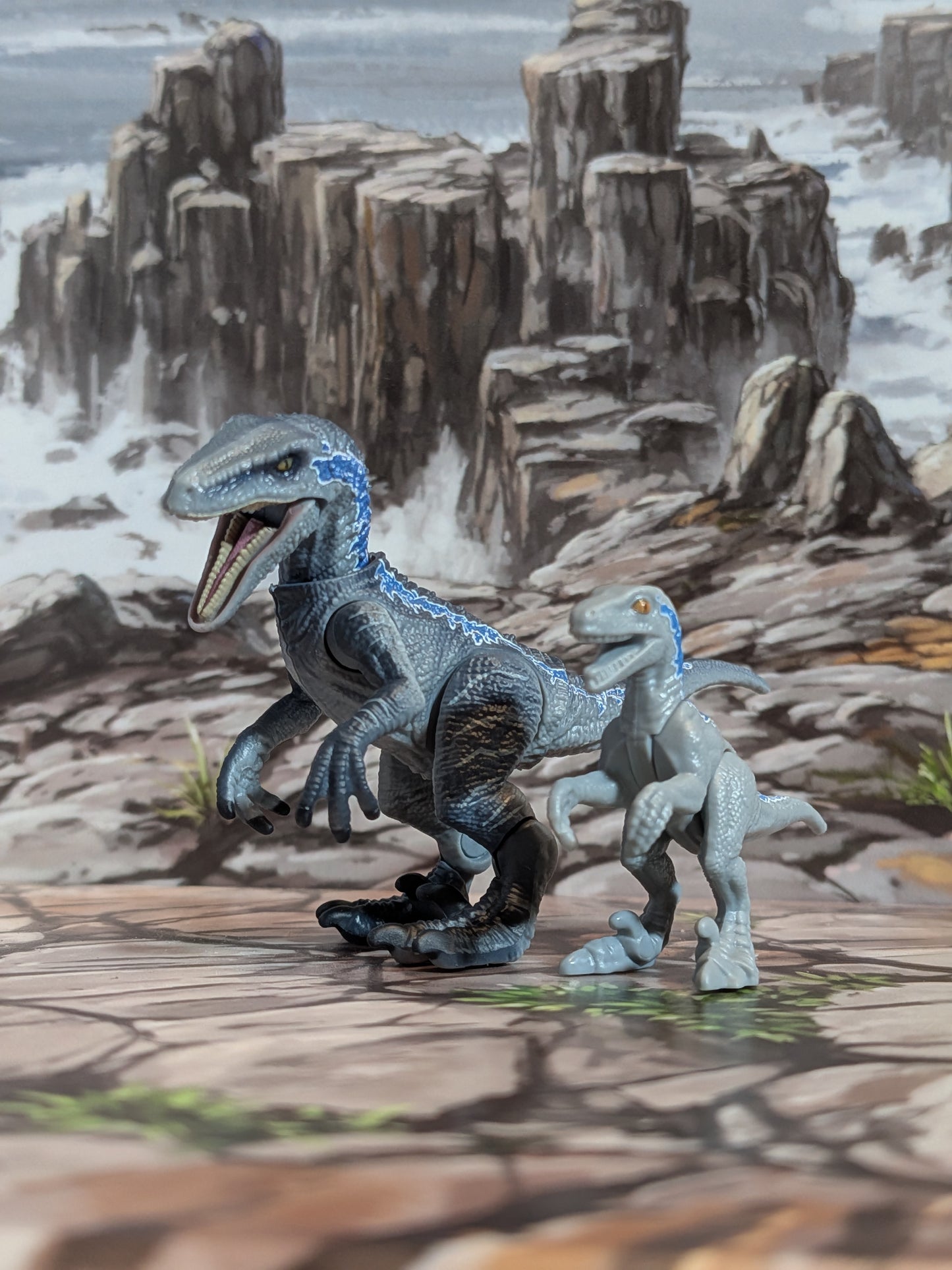 Blokees - Jurassic World Terraventure Ts01 - Velociraptor (Blue with baby) (~9cm)