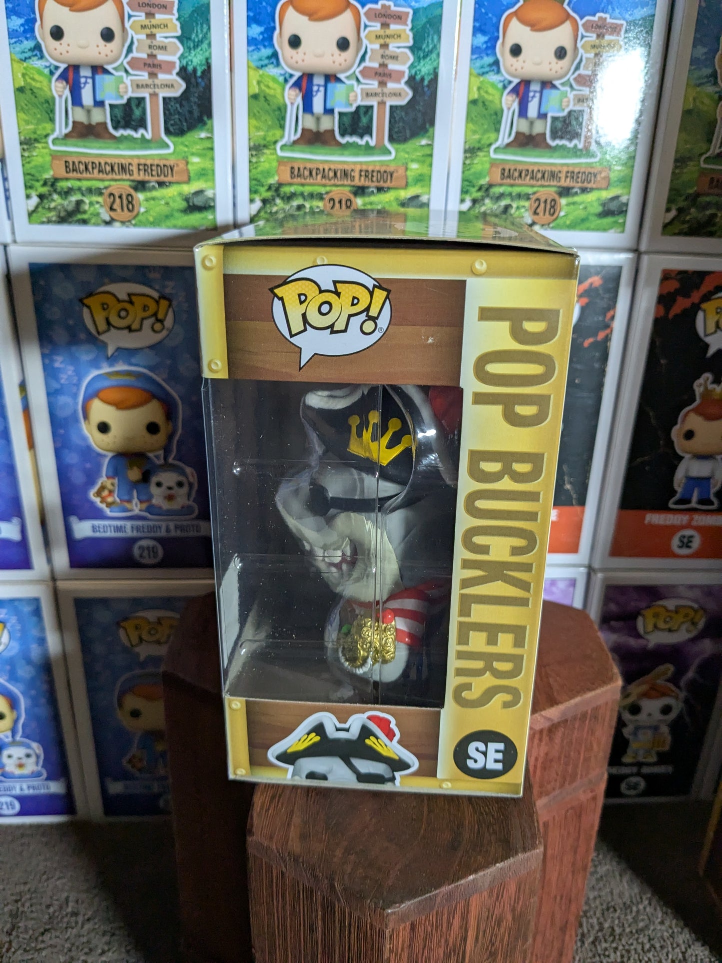 Funko pop SE : Pop Bucklers