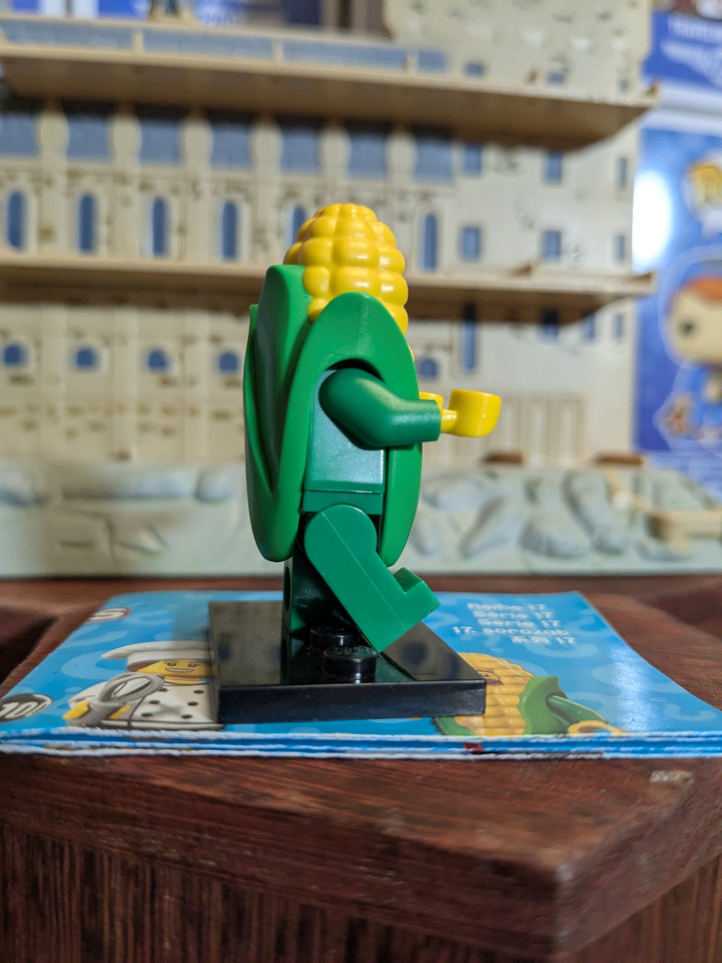Lego Minifigures : Corn Cob Guy