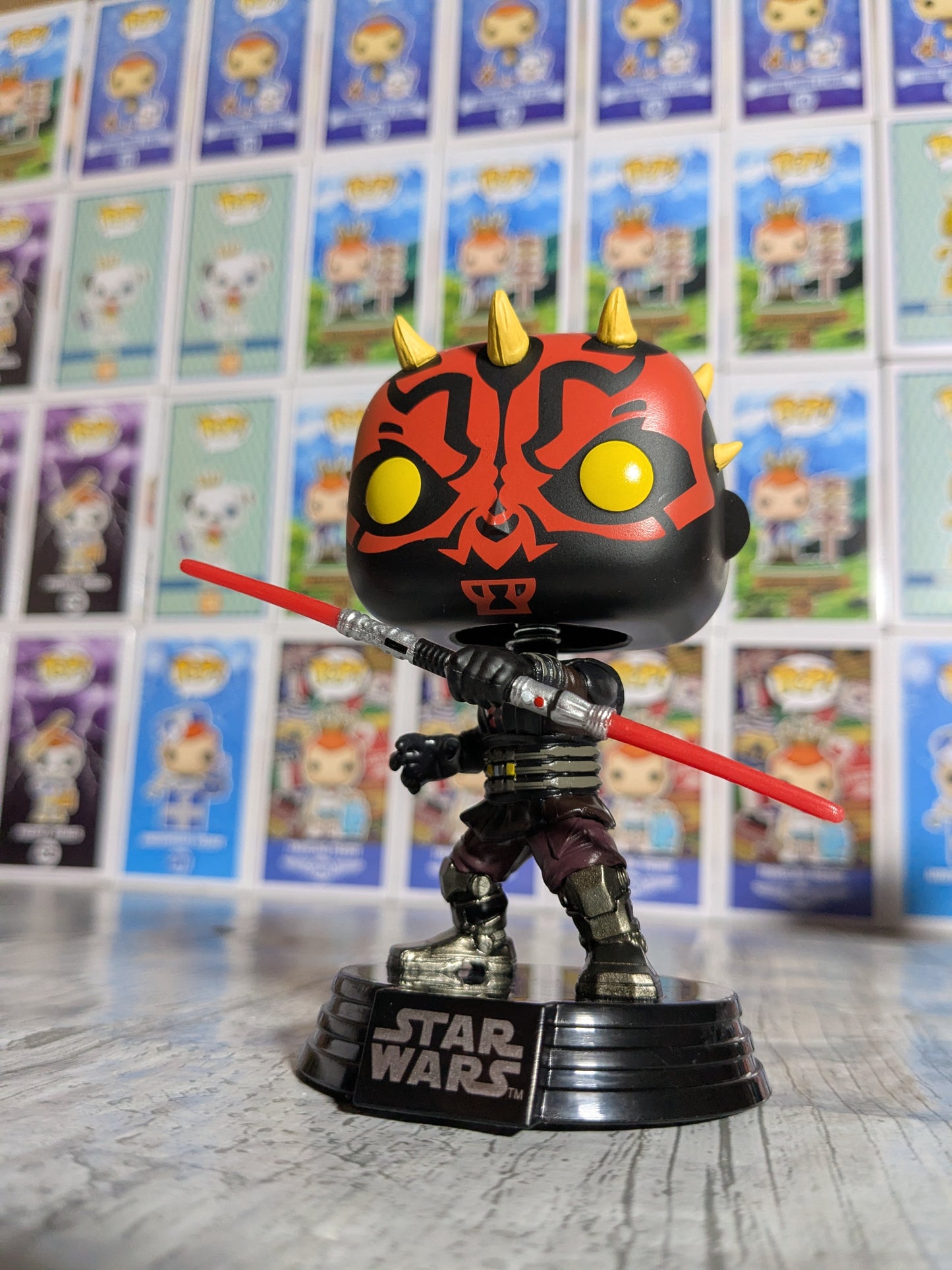 Funko pop : Darth Maul & Gar Saxon (Glow/Damaged Box/Opened)