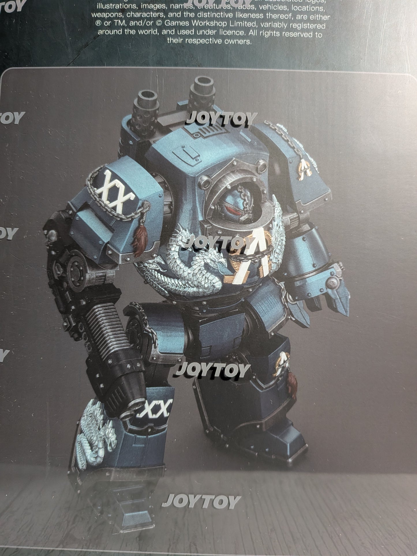 JoyToy Warhammer The Horus Heresy - Alpha Legion Contemptor Dreadnought mit Gravis-Plasmakanone (24cm)