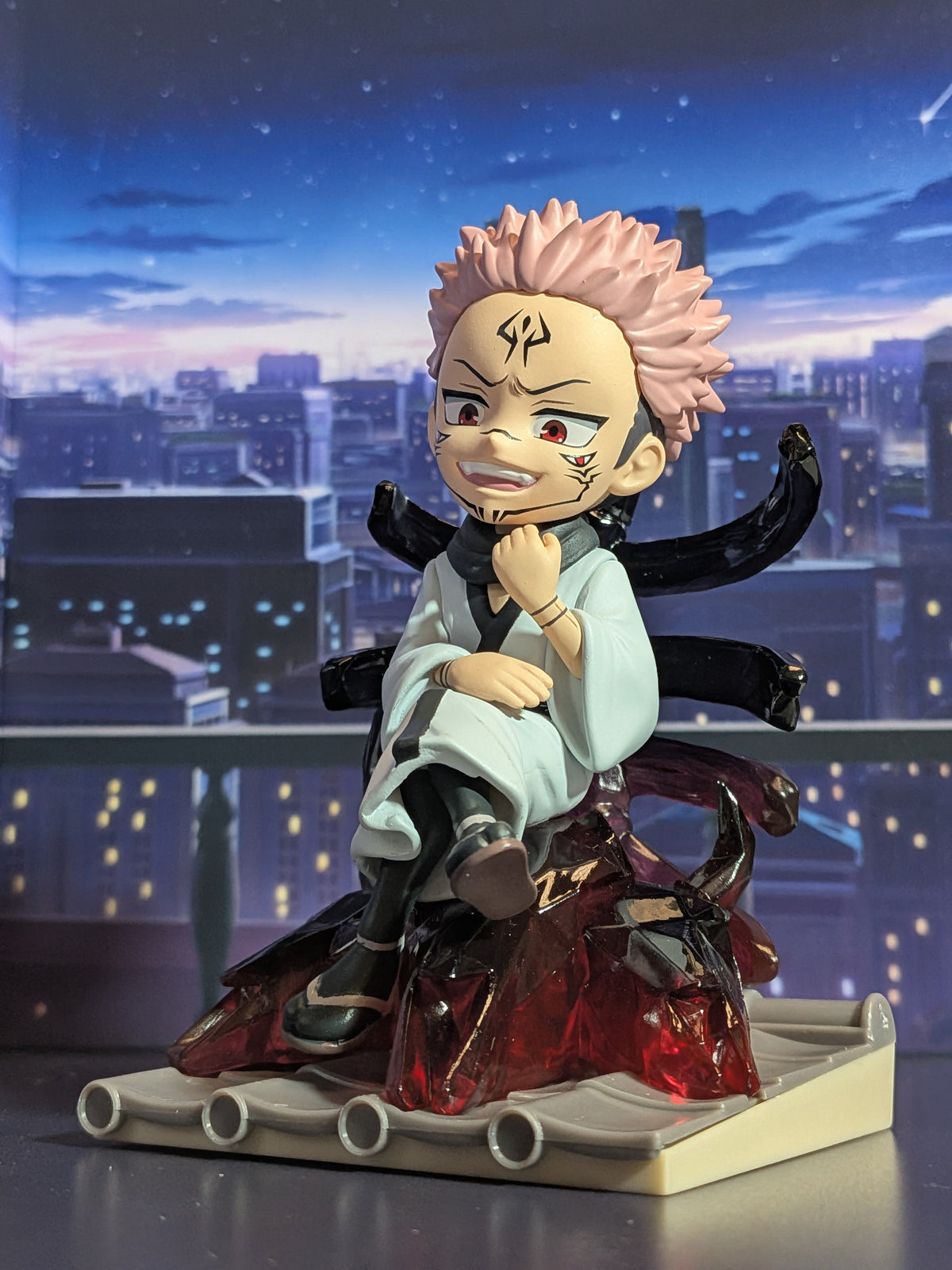 Mighty Jaxx - Jujutsu Kaisen: Kwistal Fwendz - Battle Ready Series - Ryomen Sukuna (seltene Chase-/Geheim-Variante) (~10cm)