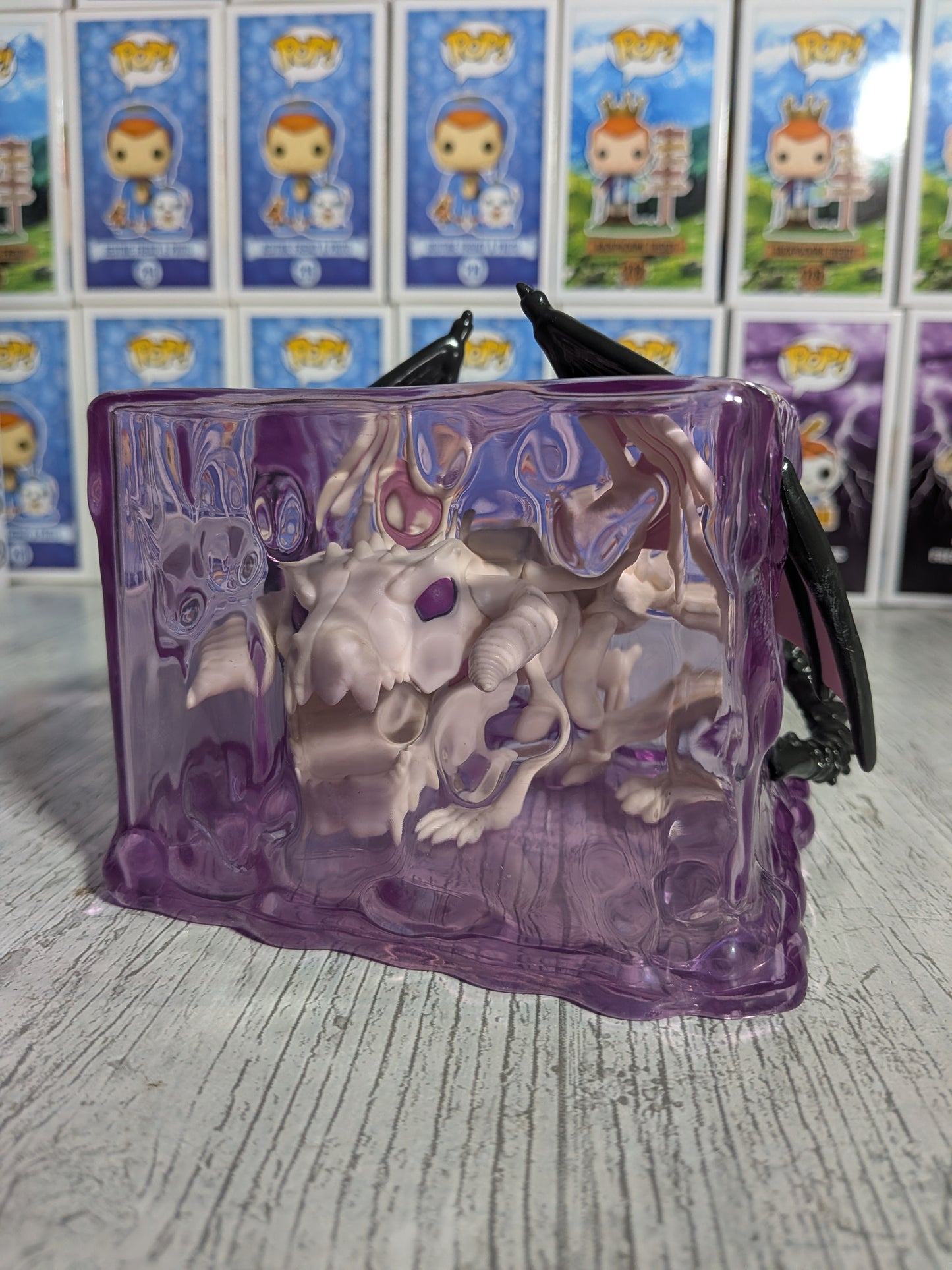Funko Pop Games Dungeons &amp; Dragons #1069 - Gelatinewürfel mit Dracolich (Leuchtend/Geöffnet/Beschädigtes Plastik)
