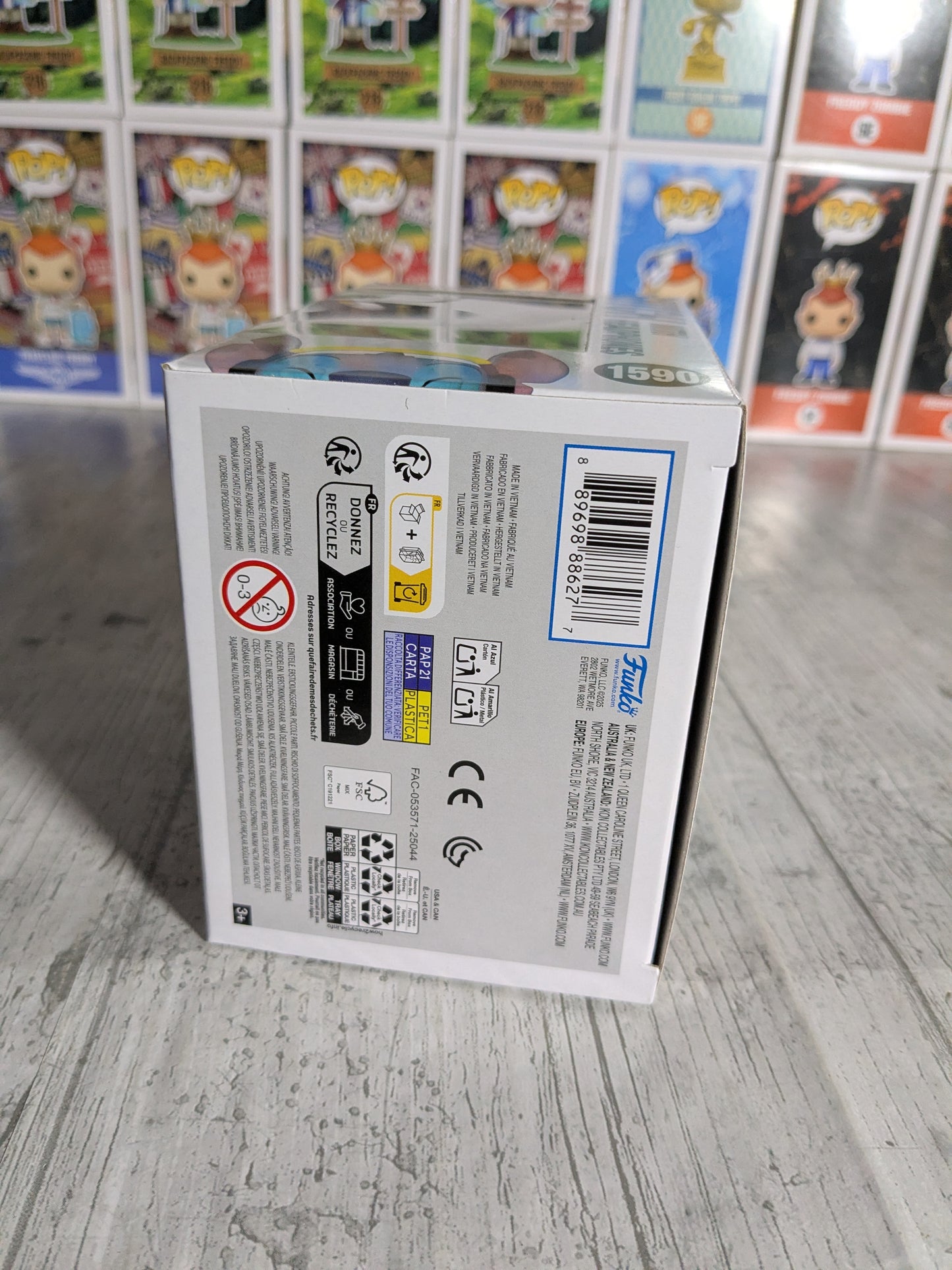 Funko pop Disney #1590 - Stitch with Headphones (9500PCS)