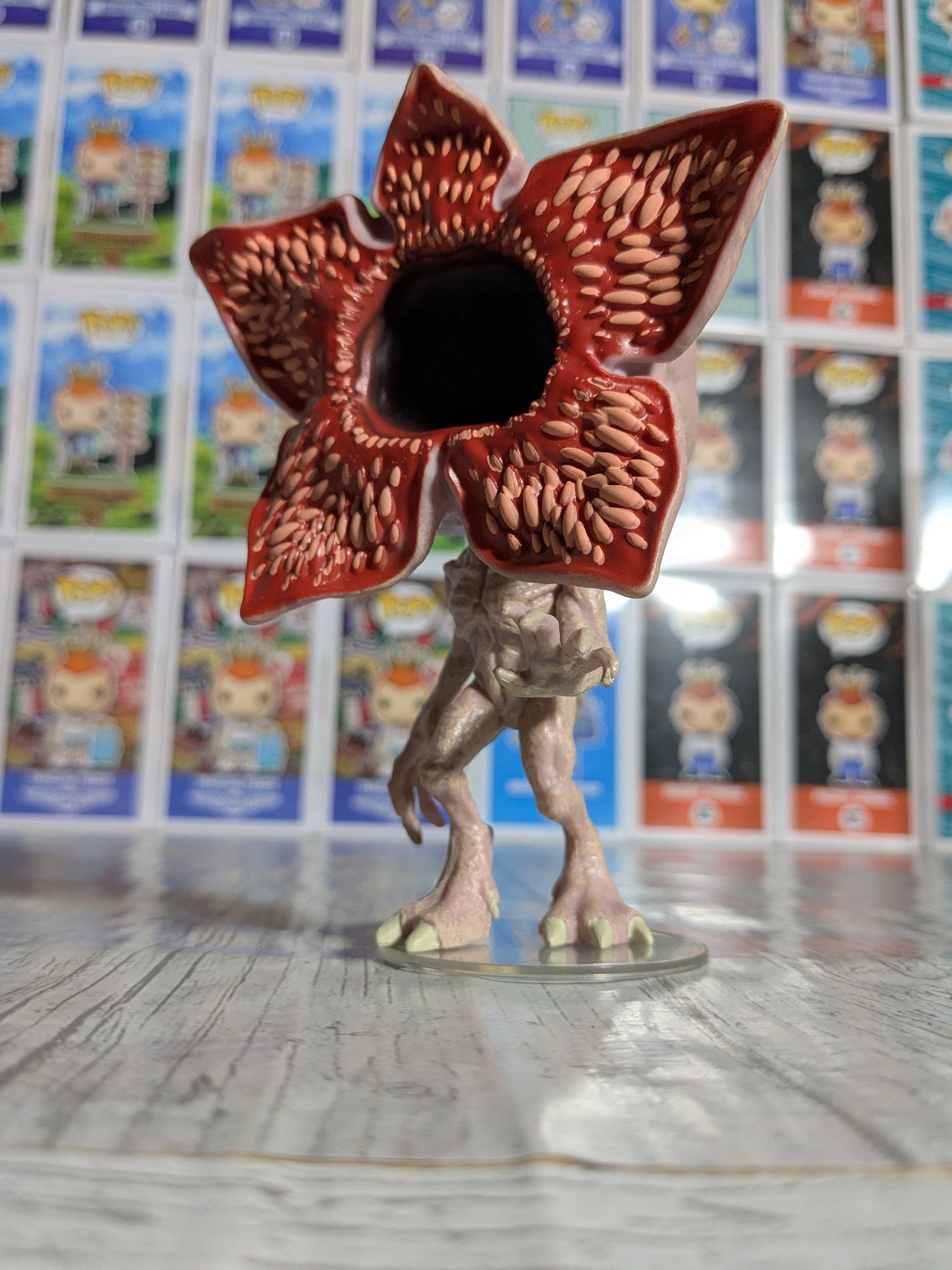 Funko pop 428 : Demogorgon (SC2022/Glow/Opened/Damaged box/3000PCS)