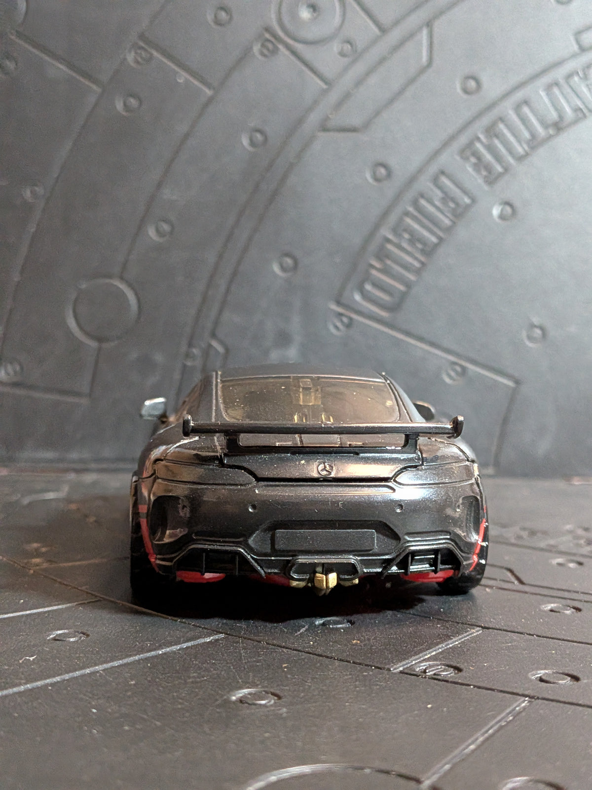 Transformers Premier Edition - Deluxe Class : Autobot Drift (The Last Knight)