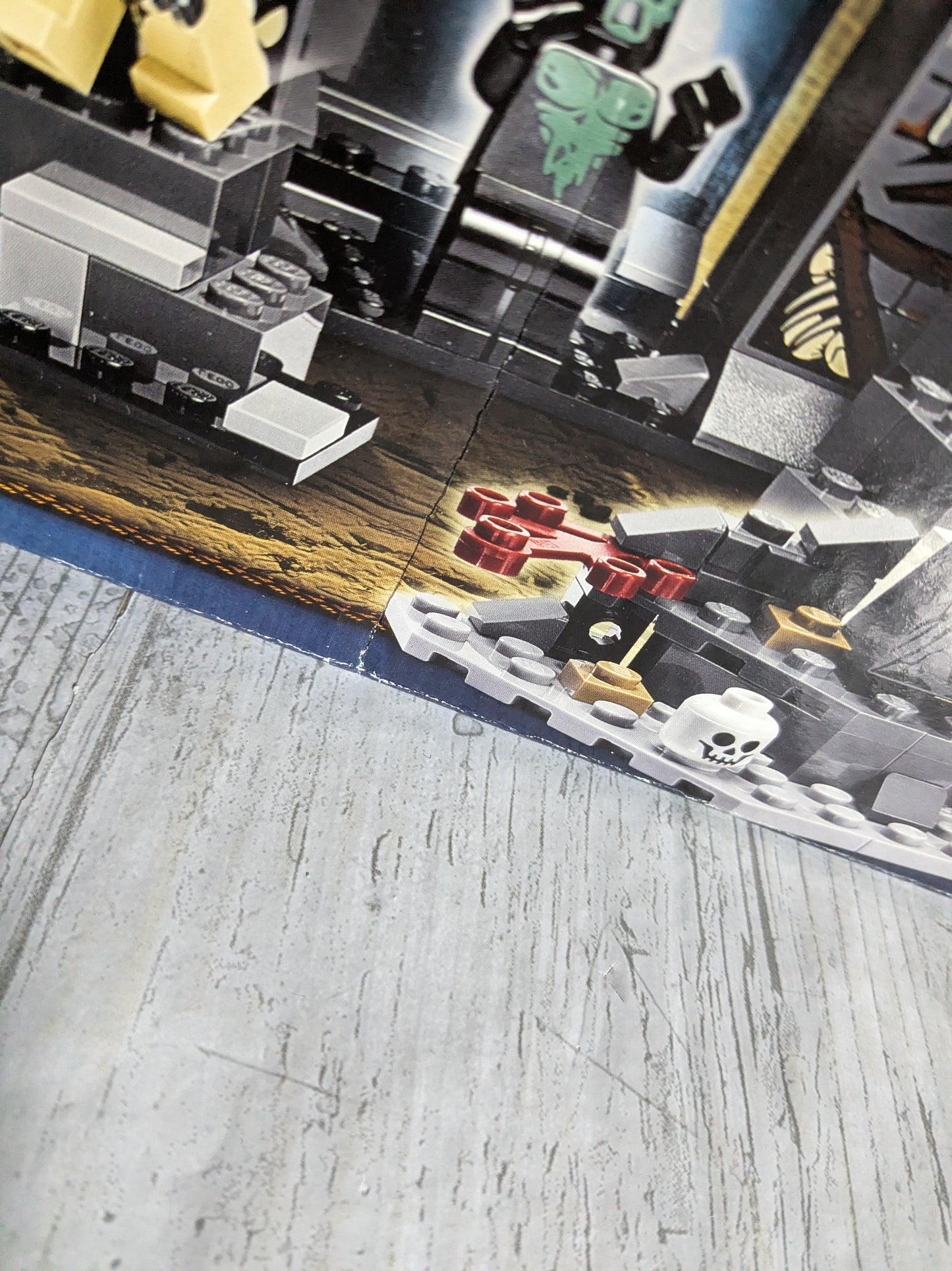 LEGO The Hobbit #79014 - Dol Guldur Battle (Damaged Box)