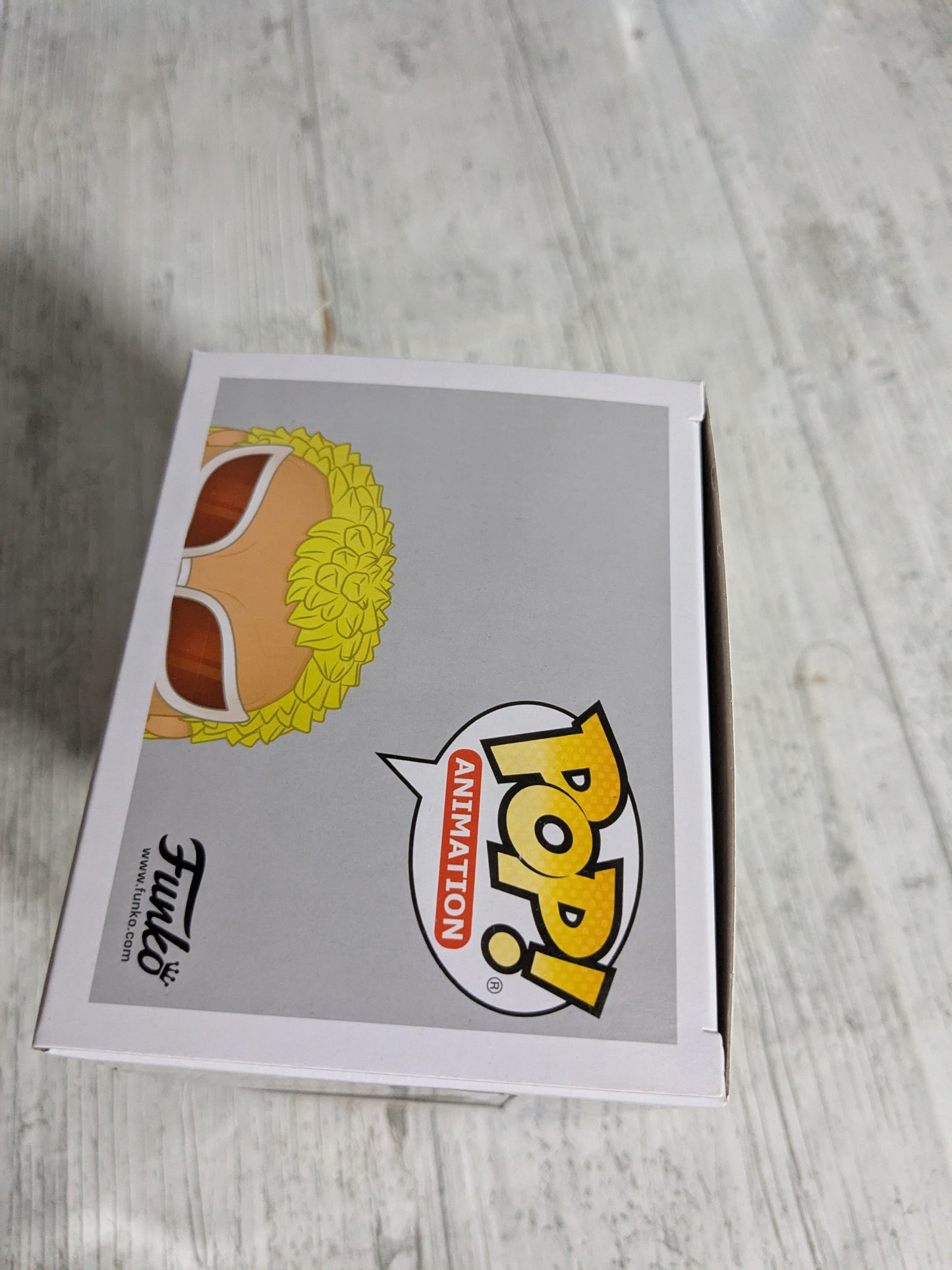 Funko pop 400 : Donquixote Doflamingo (Opened/Damaged Box)