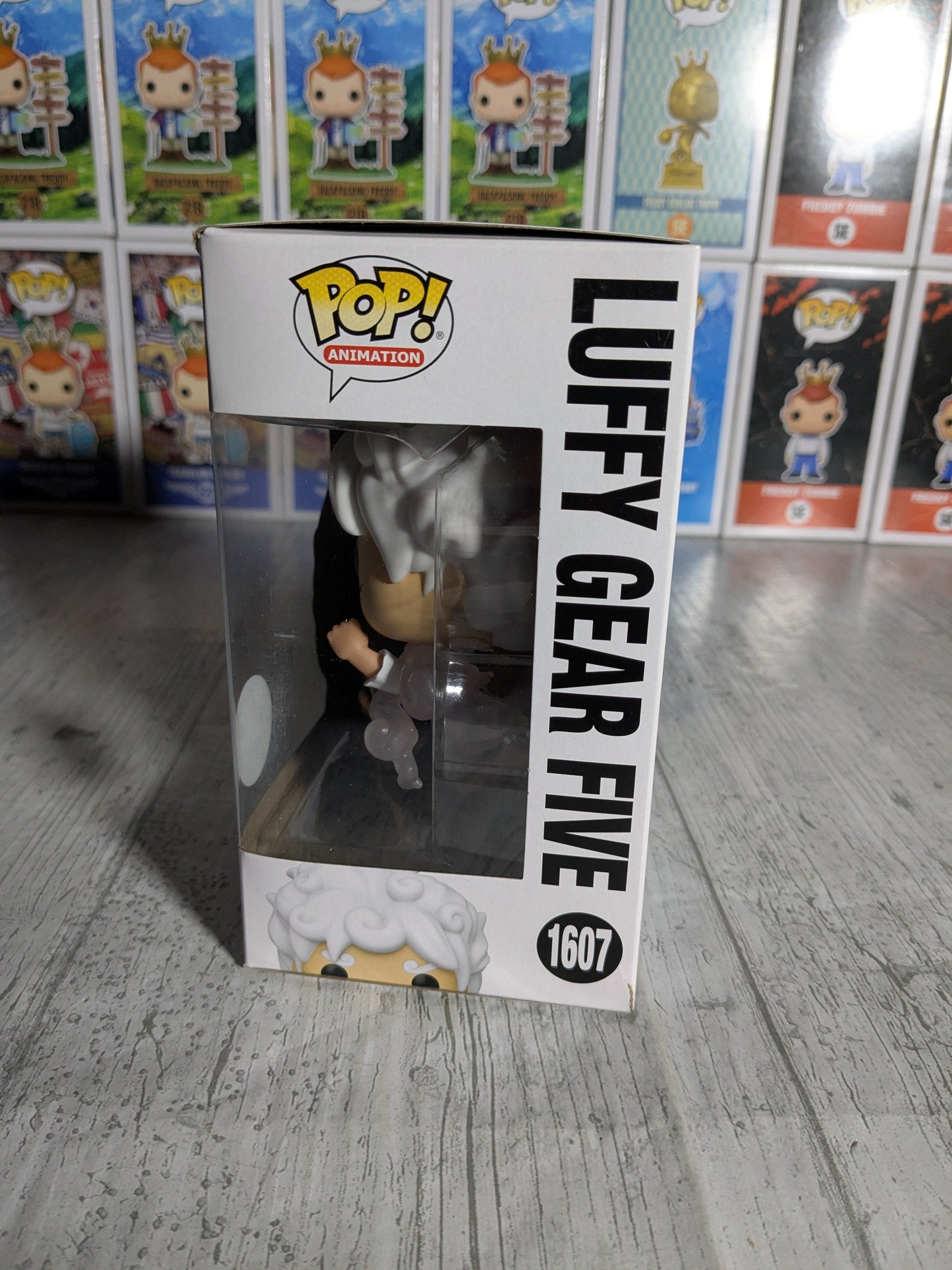 Funko pop 1607 : Luffy Gear Five (Chase / Damaged Box)