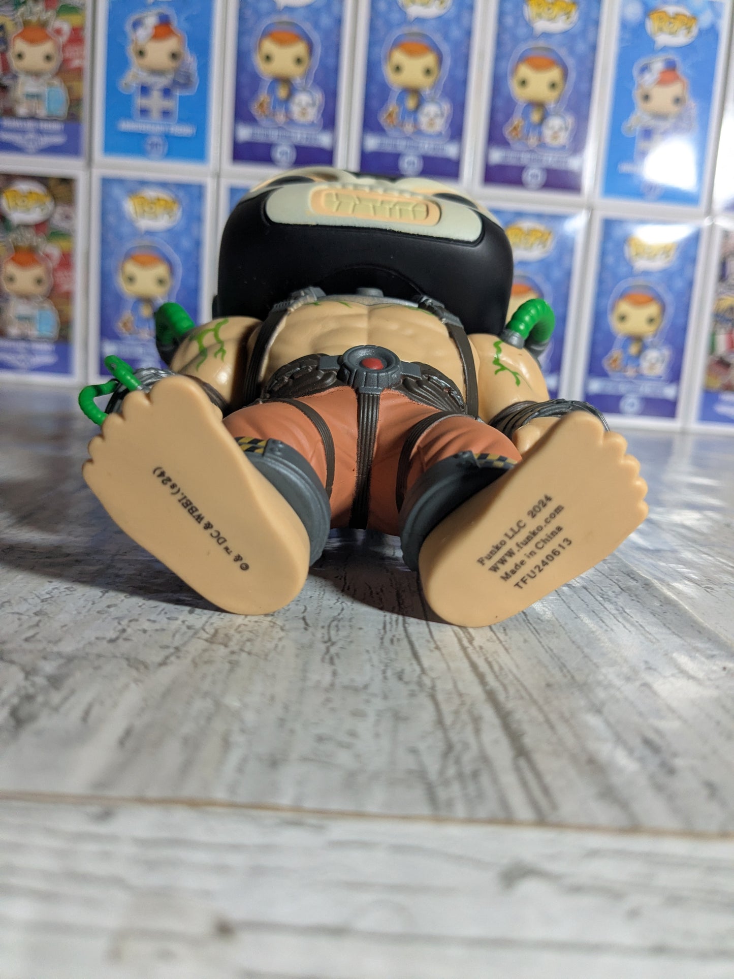 Funko pop Heroes #532 - Bane (GameStop Exclusive/ Glow in The Dark/ Damaged Box/ Damaged Plastic/ Opened)