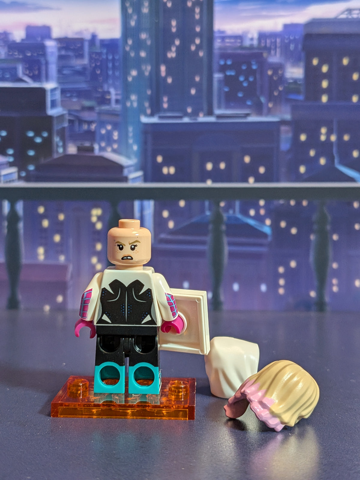 LEGO Minifigures - Spider Gwen
