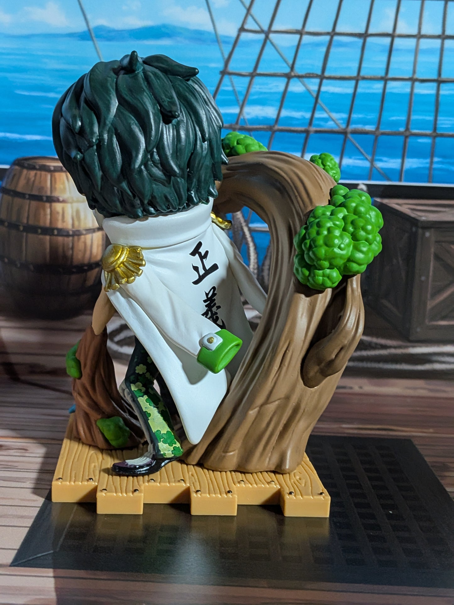 Mighty Jaxx - One Piece Freeny's Hidden Dissectibles Edizione Marines - Aramaki / Ryokugyu (~10cm)