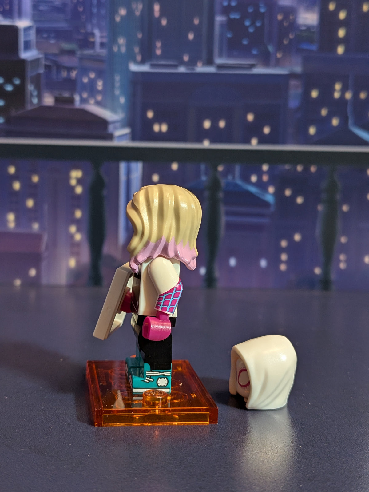 LEGO Minifigures - Spider Gwen