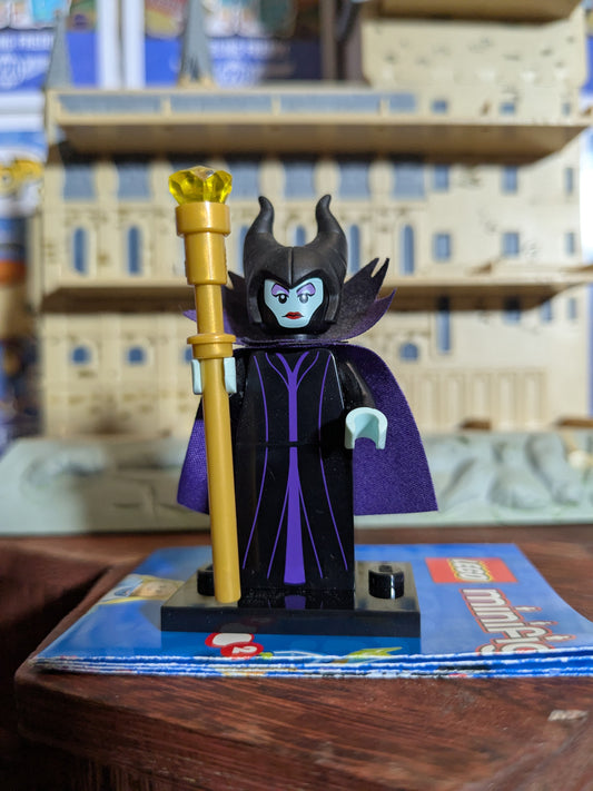 Lego Minifigures : Maleficent