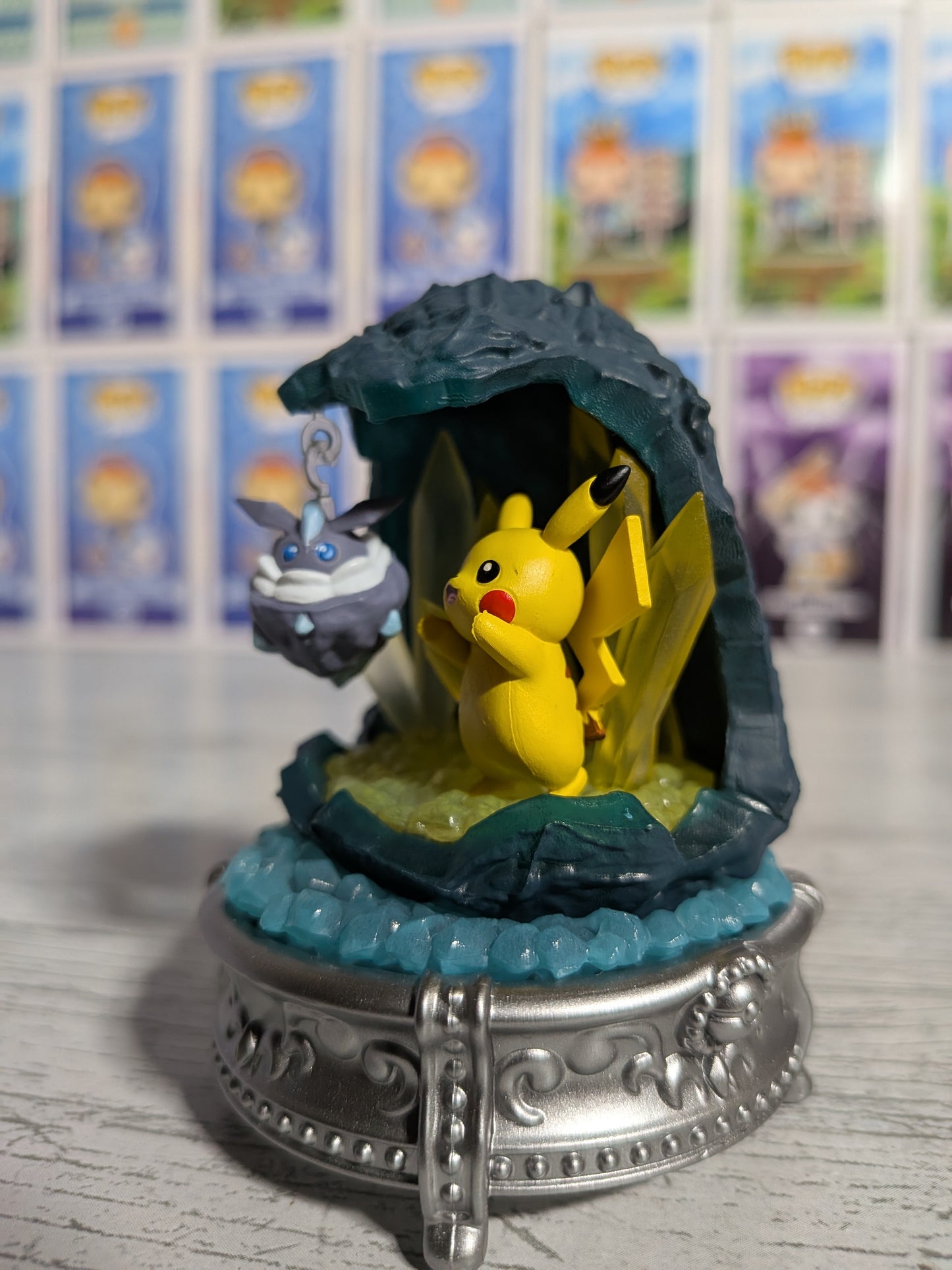 Re-Ment Pokémon - Pikachu & Strassie / Carbink - Gemstone Shining Miracle