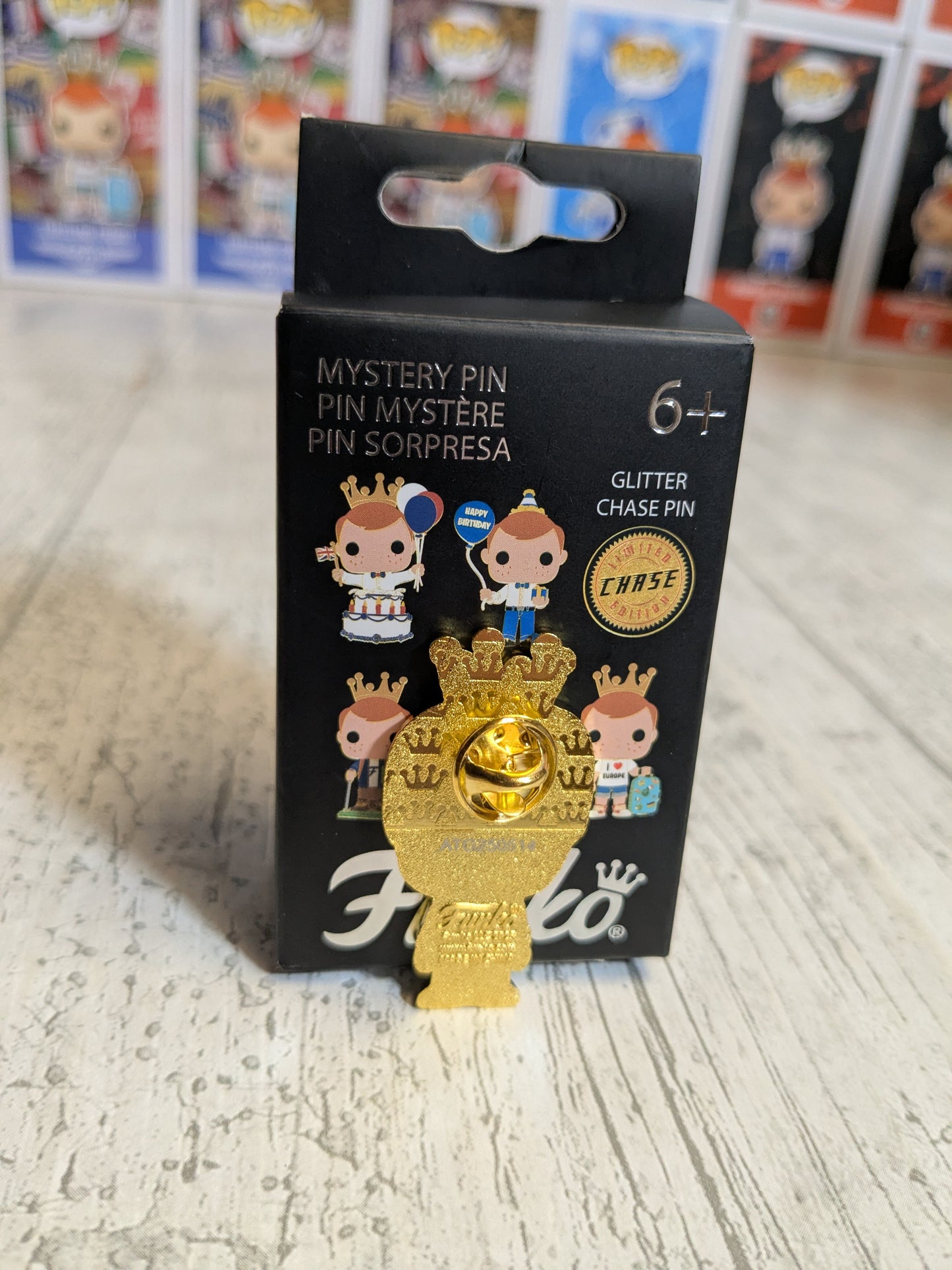 Funko Europe 5th Anniversary Mystery Pin - Palace Guard Freddy
