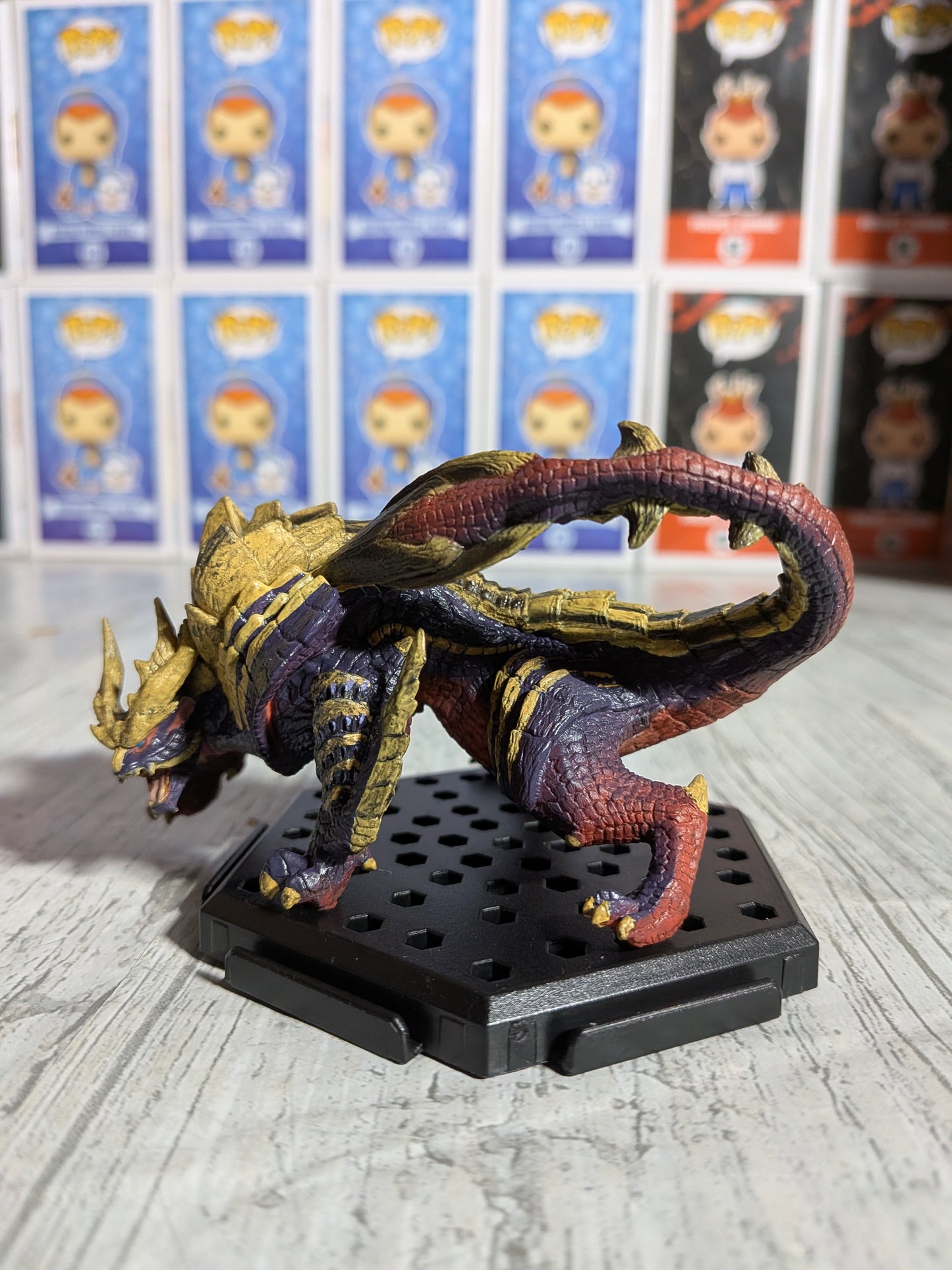 Capcom Figure Builder - CFB The Best Vol. 19-21 - Monster Hunter Rise - Magnamalo - env. 12cm