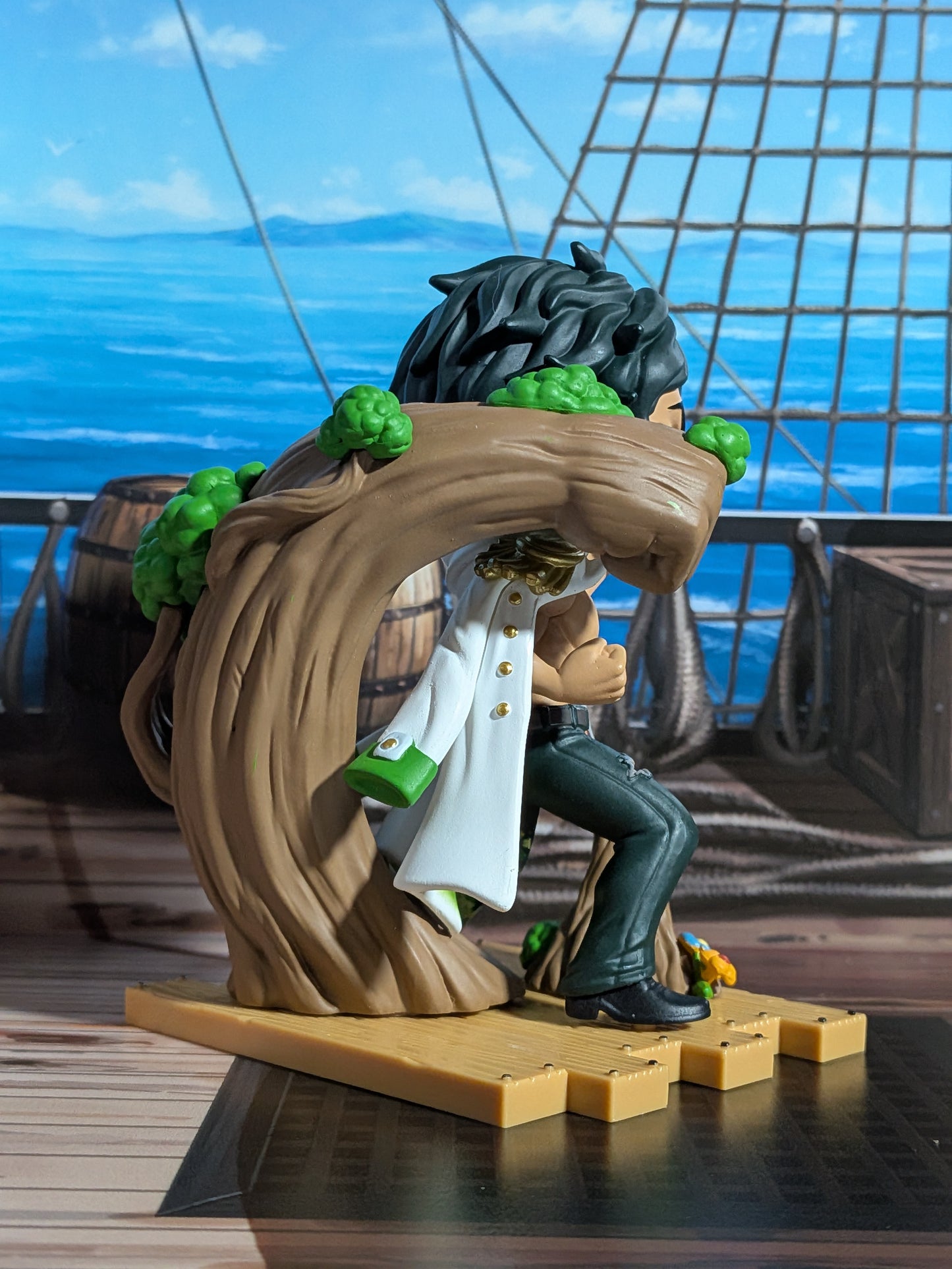 Mighty Jaxx - One Piece Freeny's Hidden Dissectibles Marines Edition - Aramaki / Ryokugyu (~10cm)