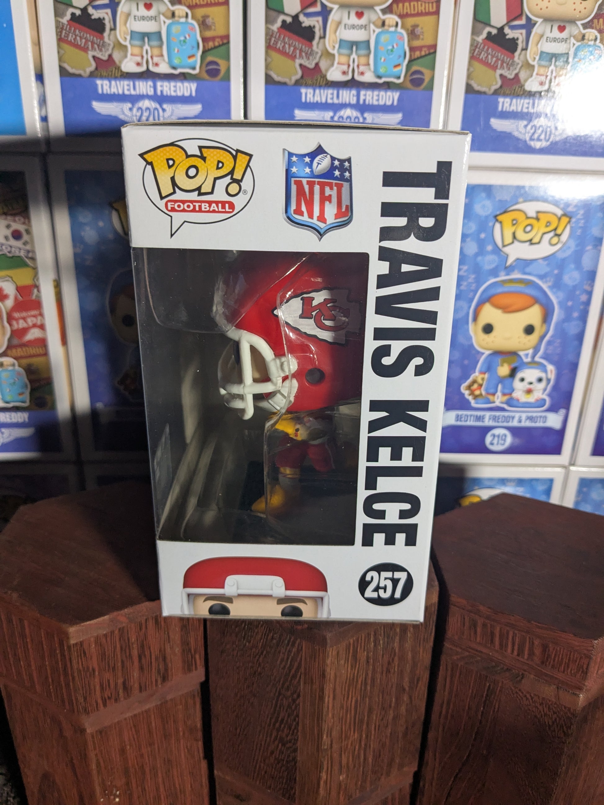 Funko pop 257 : Travis Kelce - CapyToys