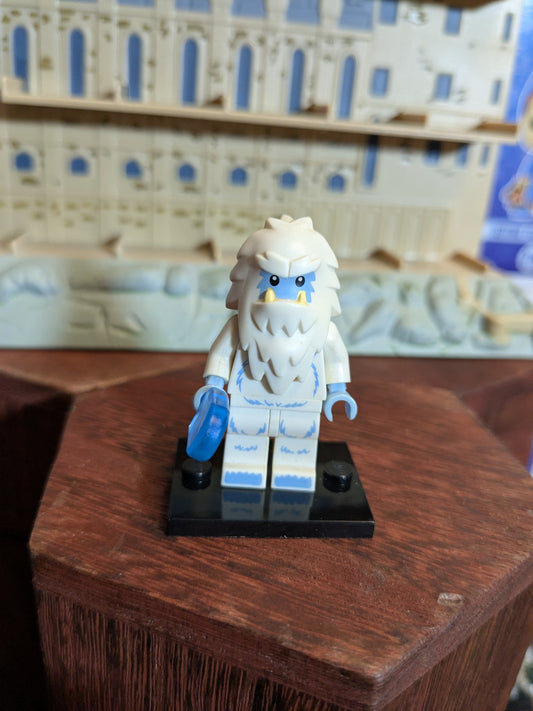 Lego Minifigures : Yéti